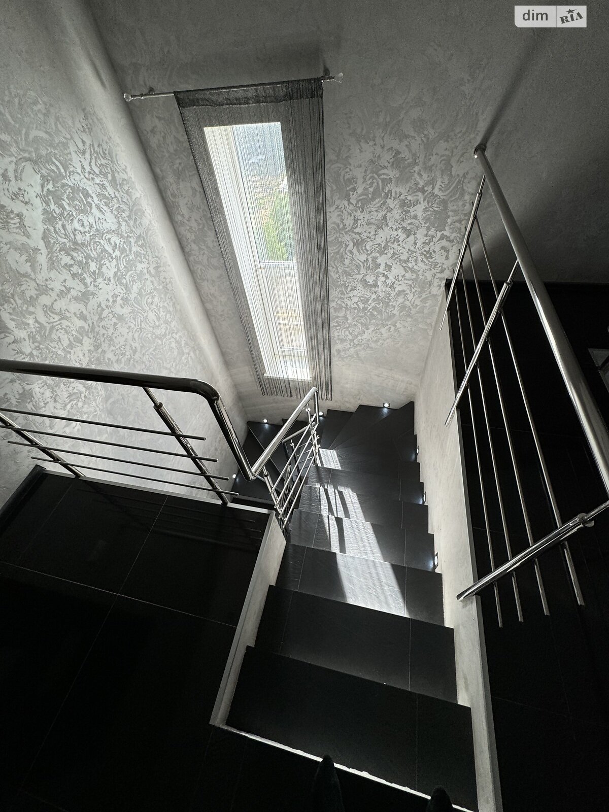 двухэтажный дом с верандой, 220.4 кв. м, газобетон. Продажа в Новоалександровке фото 1 двухэтажный дом с верандой, 220.4 кв. м, газобетон. Продажа в Новоалександровке фото 1