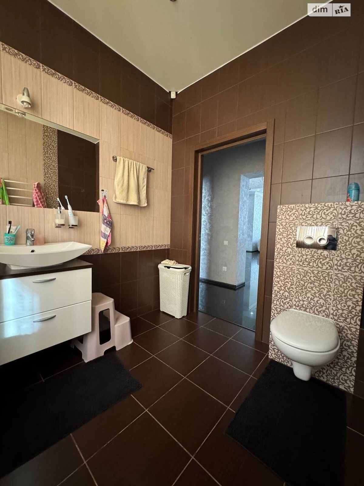 двоповерховий будинок бесідка, 220.4 кв. м, газобетон. Продаж у Новоолександрівці фото 1 двоповерховий будинок бесідка, 220.4 кв. м, газобетон. Продаж у Новоолександрівці фото 1