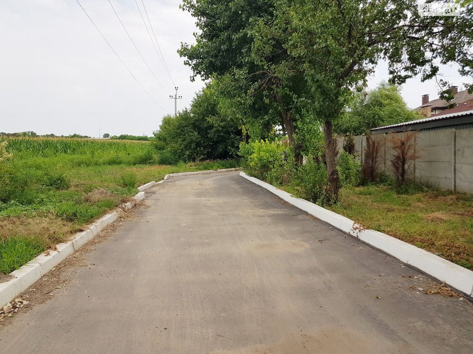 триповерховий будинок з ремонтом, 823 кв. м, цегла. Продаж у Новоолександрівці фото 1 триповерховий будинок з ремонтом, 823 кв. м, цегла. Продаж у Новоолександрівці фото 1