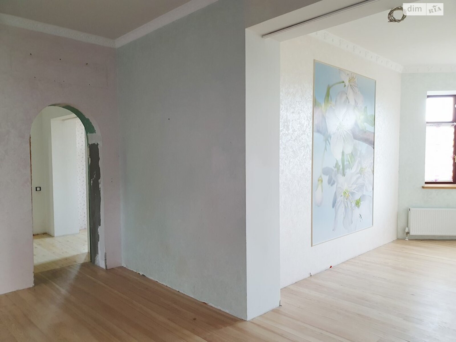 триповерховий будинок з ремонтом, 823 кв. м, цегла. Продаж у Новоолександрівці фото 1 триповерховий будинок з ремонтом, 823 кв. м, цегла. Продаж у Новоолександрівці фото 1