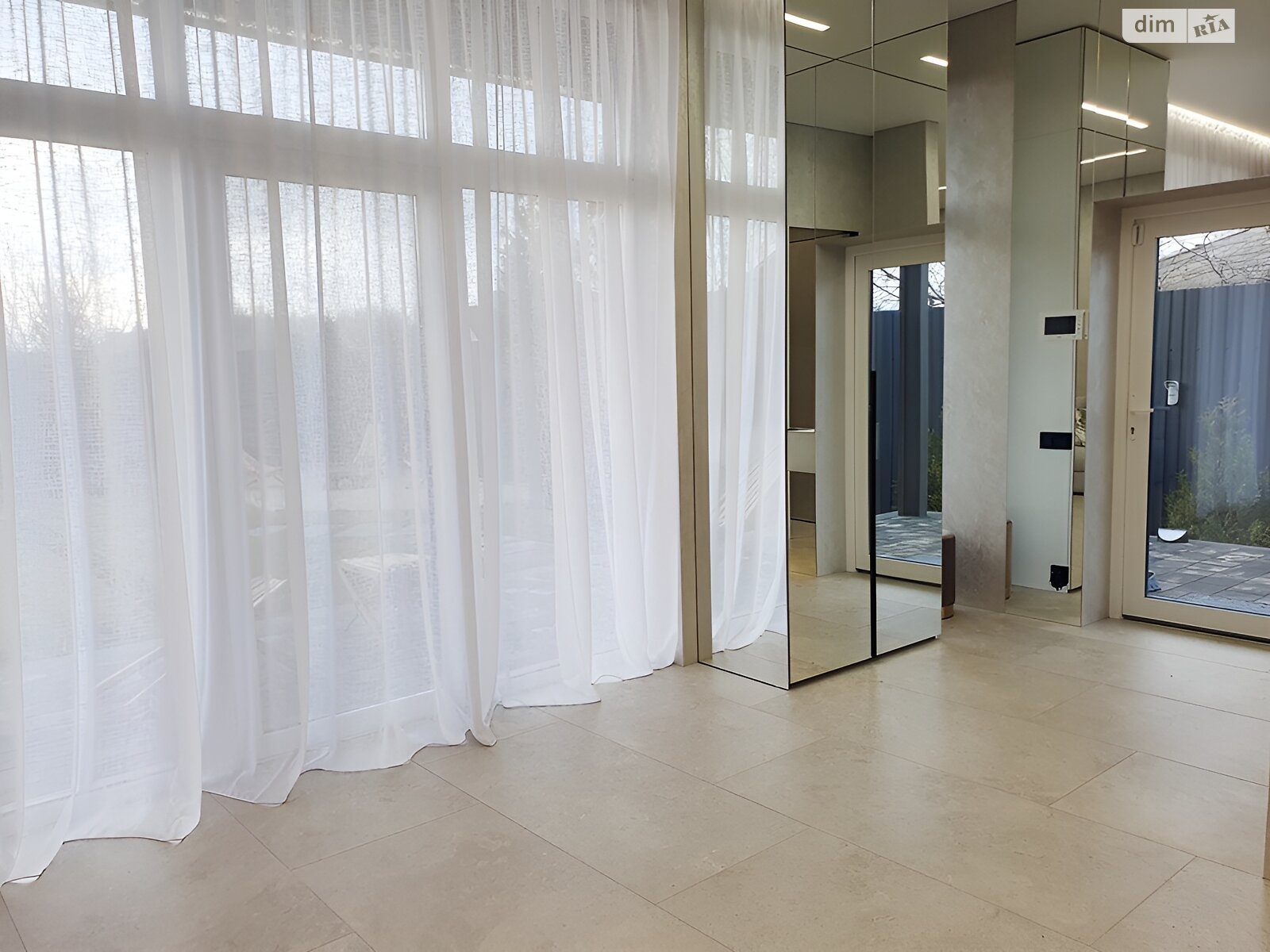 одноэтажный дом с отоплением, 120 кв. м, кирпич. Продажа в Новоалександровке фото 1 одноэтажный дом с отоплением, 120 кв. м, кирпич. Продажа в Новоалександровке фото 1