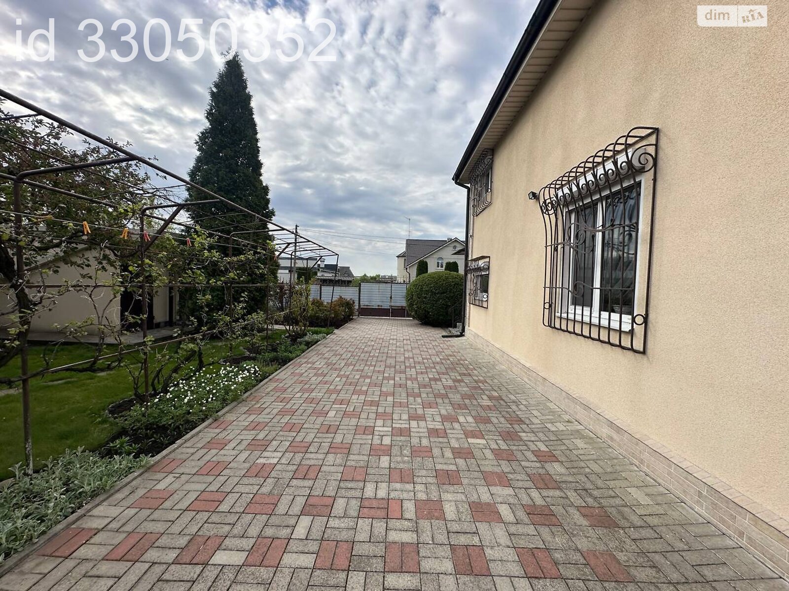 двухэтажный дом с гаражом, 125 кв. м, кирпич. Продажа в Новоалександровке фото 1 двухэтажный дом с гаражом, 125 кв. м, кирпич. Продажа в Новоалександровке фото 1