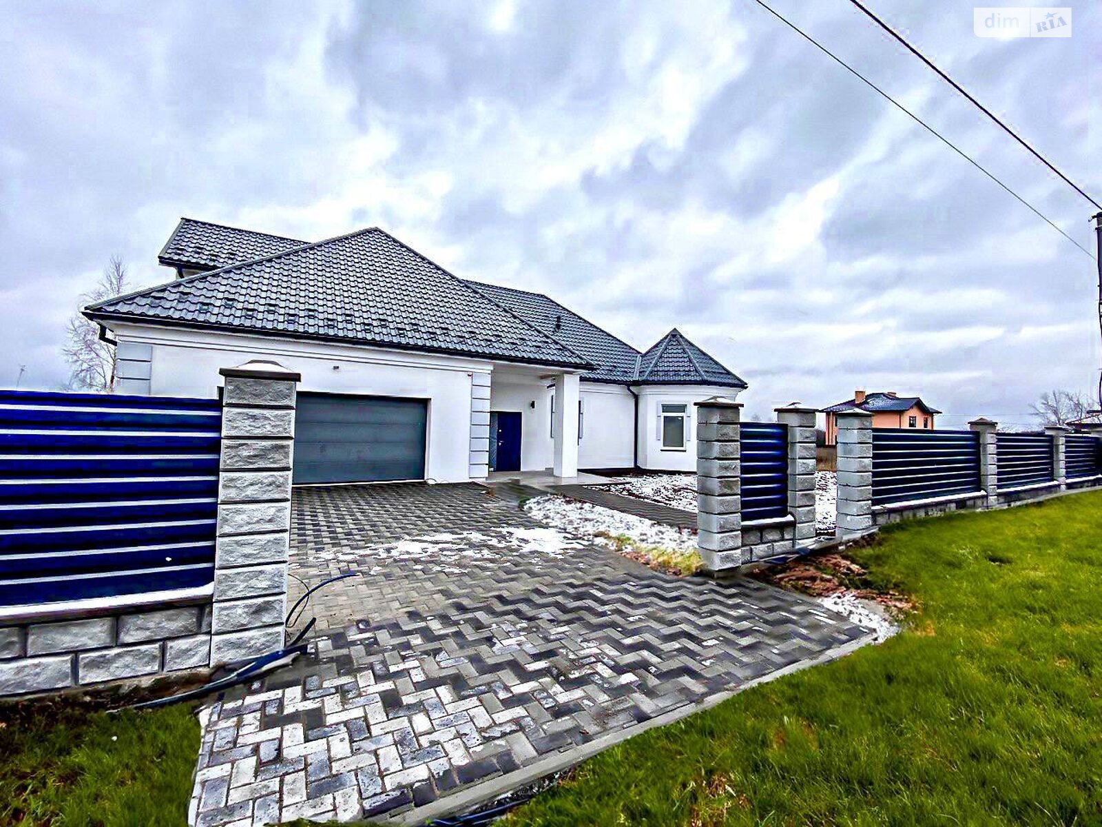 двоповерховий будинок з гаражем, 238.9 кв. м, цегла. Продаж у Нове фото 1 двоповерховий будинок з гаражем, 238.9 кв. м, цегла. Продаж у Нове фото 1
