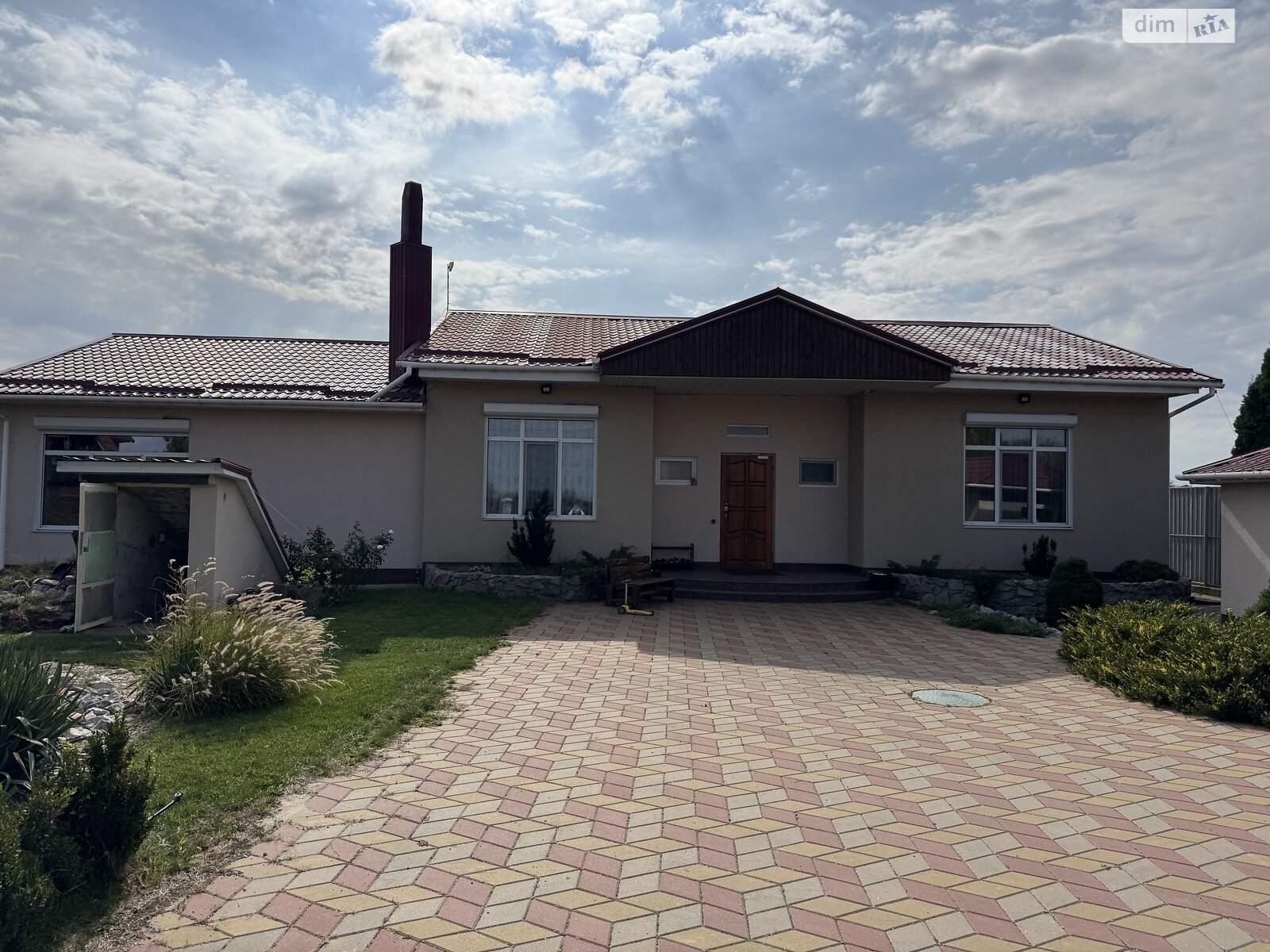 одноэтажный дом с верандой, 120 кв. м, кирпич. Продажа в Новокатещино фото 1