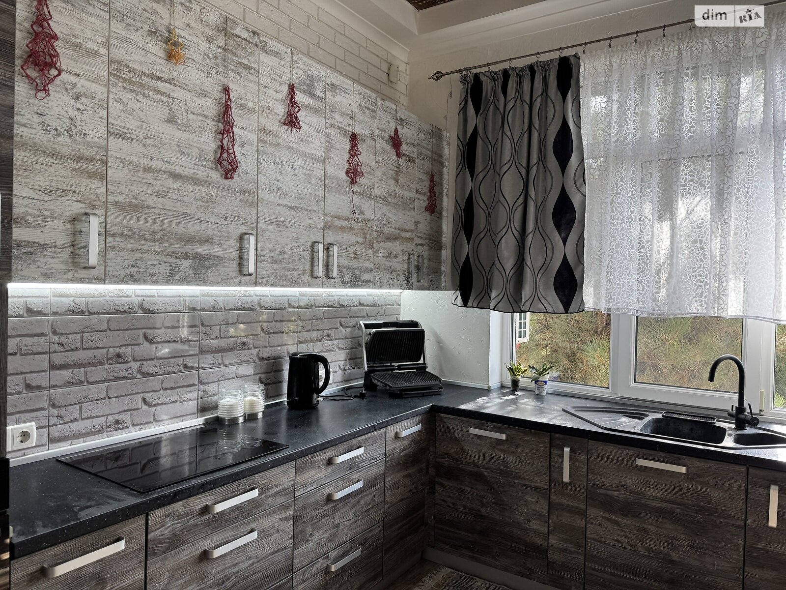 одноэтажный дом с верандой, 120 кв. м, кирпич. Продажа в Новокатещино фото 1