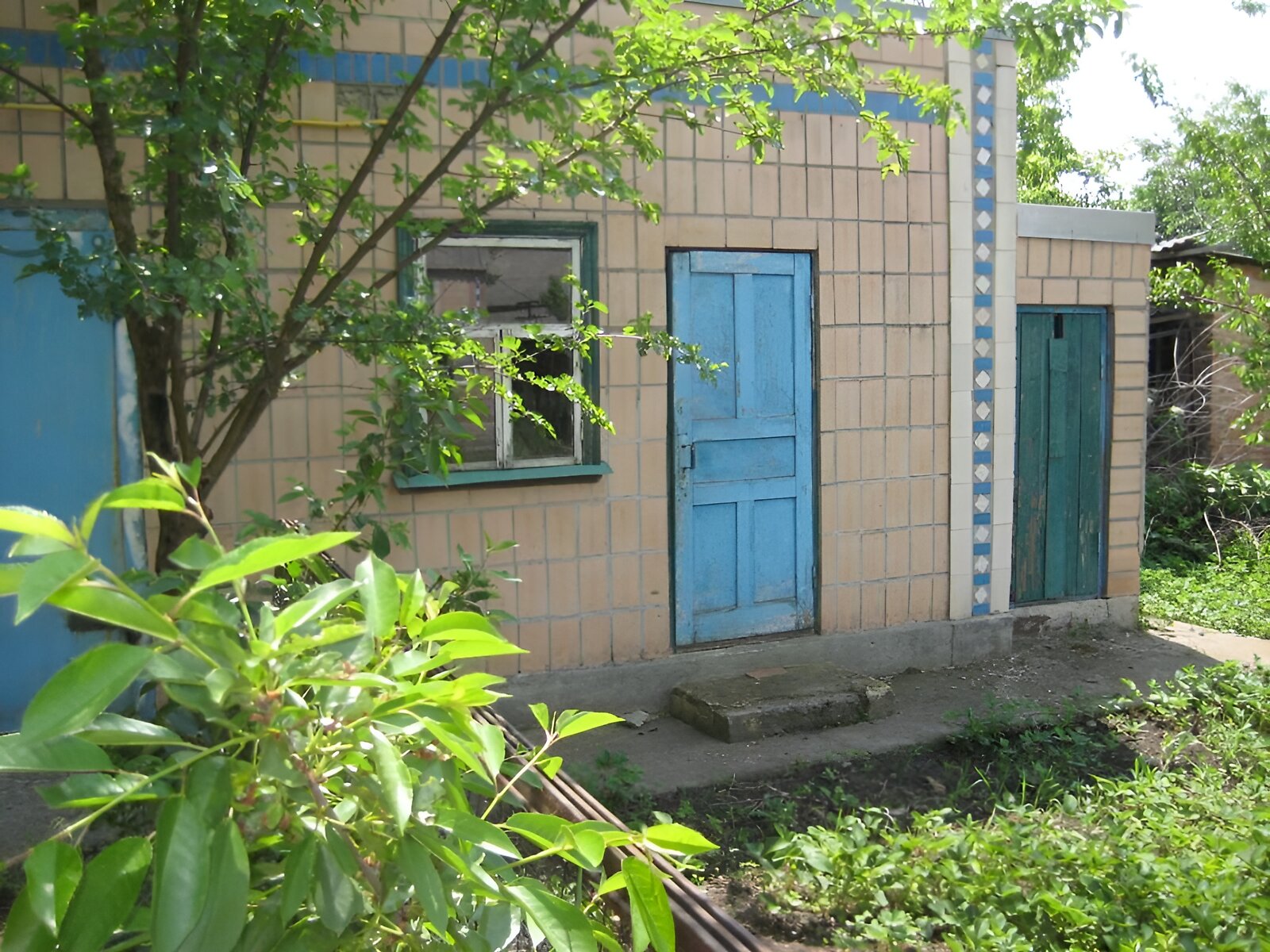 одноэтажный дом с отоплением, 100 кв. м, кирпич. Продажа в Новомиргороде фото 1 одноэтажный дом с отоплением, 100 кв. м, кирпич. Продажа в Новомиргороде фото 1
