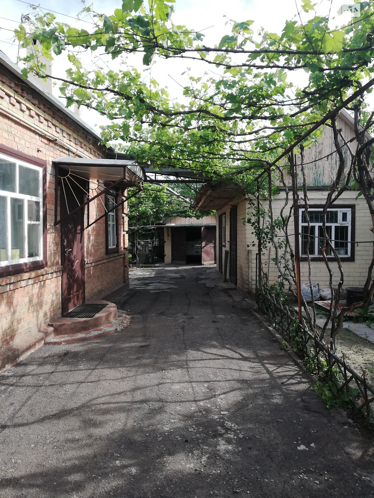 двоповерховий будинок з меблями, 105 кв. м, цегла. Продаж в Самарі, район Новомосковськ фото 1 двоповерховий будинок з меблями, 105 кв. м, цегла. Продаж в Самарі, район Новомосковськ фото 1
