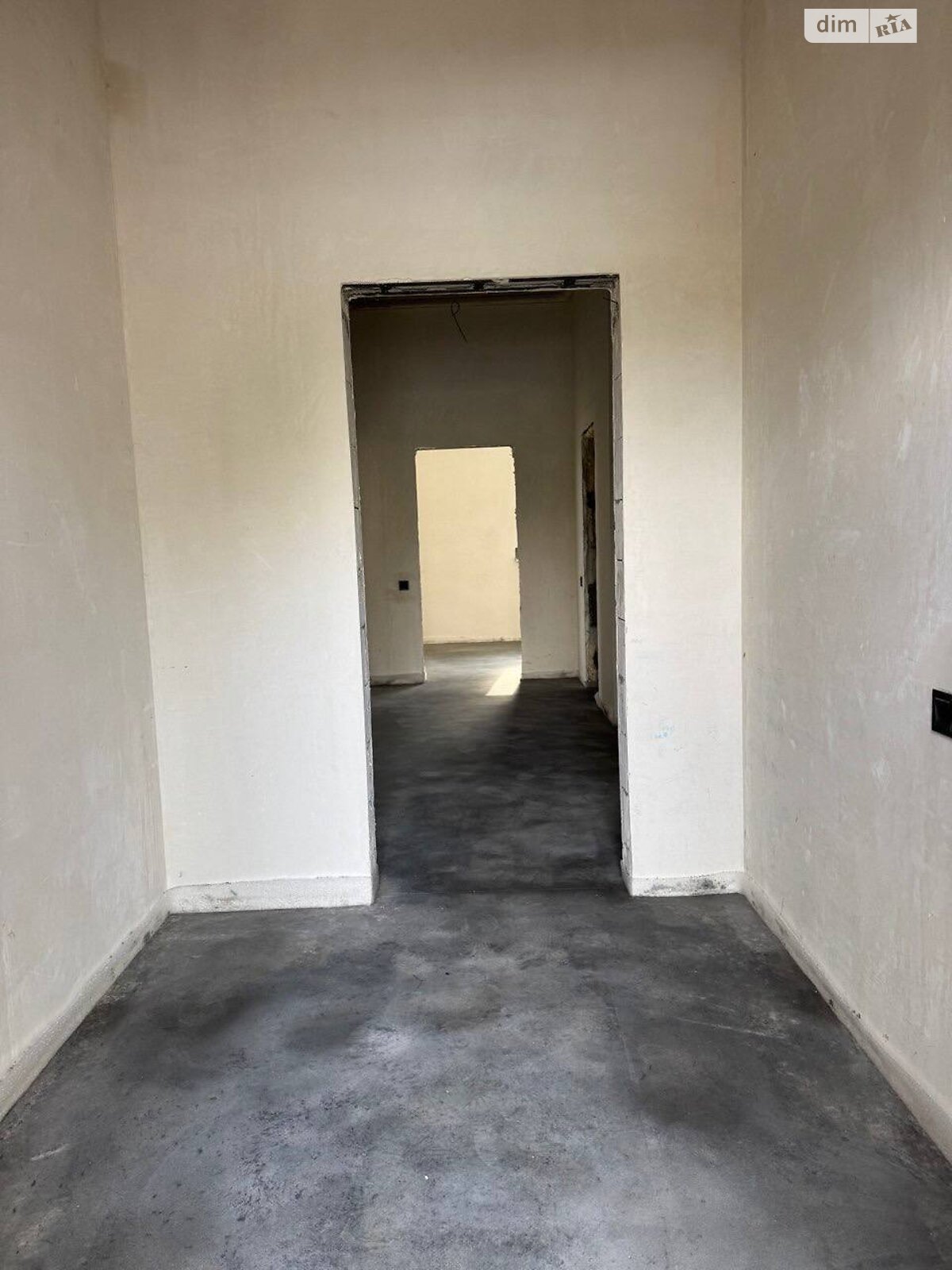 двухэтажный дом с гаражом, 281.1 кв. м, монолит. Продажа в Новоселках фото 1 двухэтажный дом с гаражом, 281.1 кв. м, монолит. Продажа в Новоселках фото 1