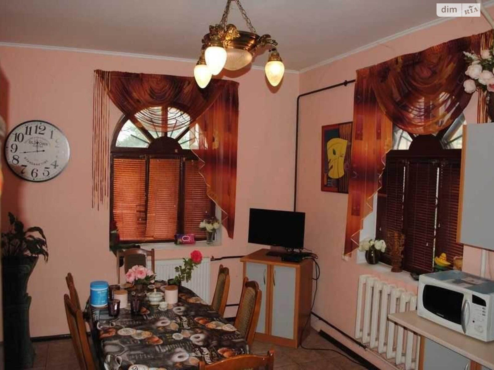 двухэтажный дом, 340 кв. м, кирпич. Продажа в Новоселках фото 1