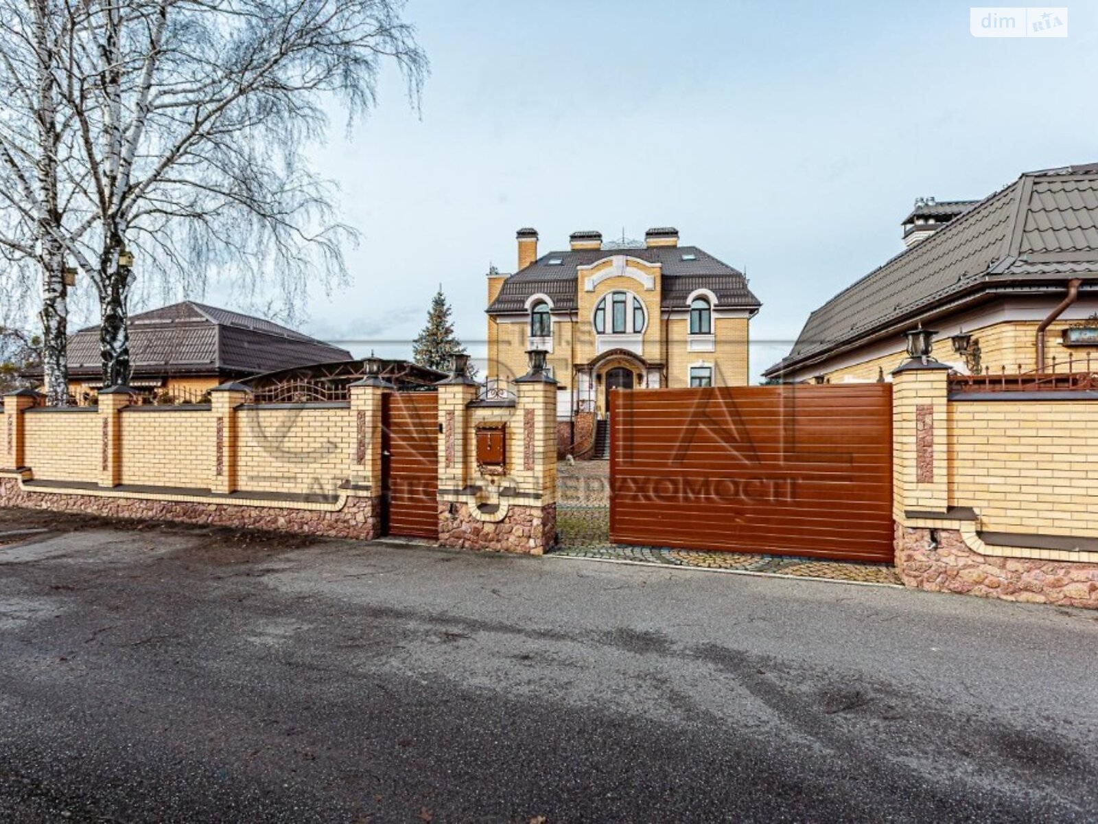 чотириповерховий будинок, 1429 кв. м, цегла. Продаж у Новосілках фото 1 чотириповерховий будинок, 1429 кв. м, цегла. Продаж у Новосілках фото 1