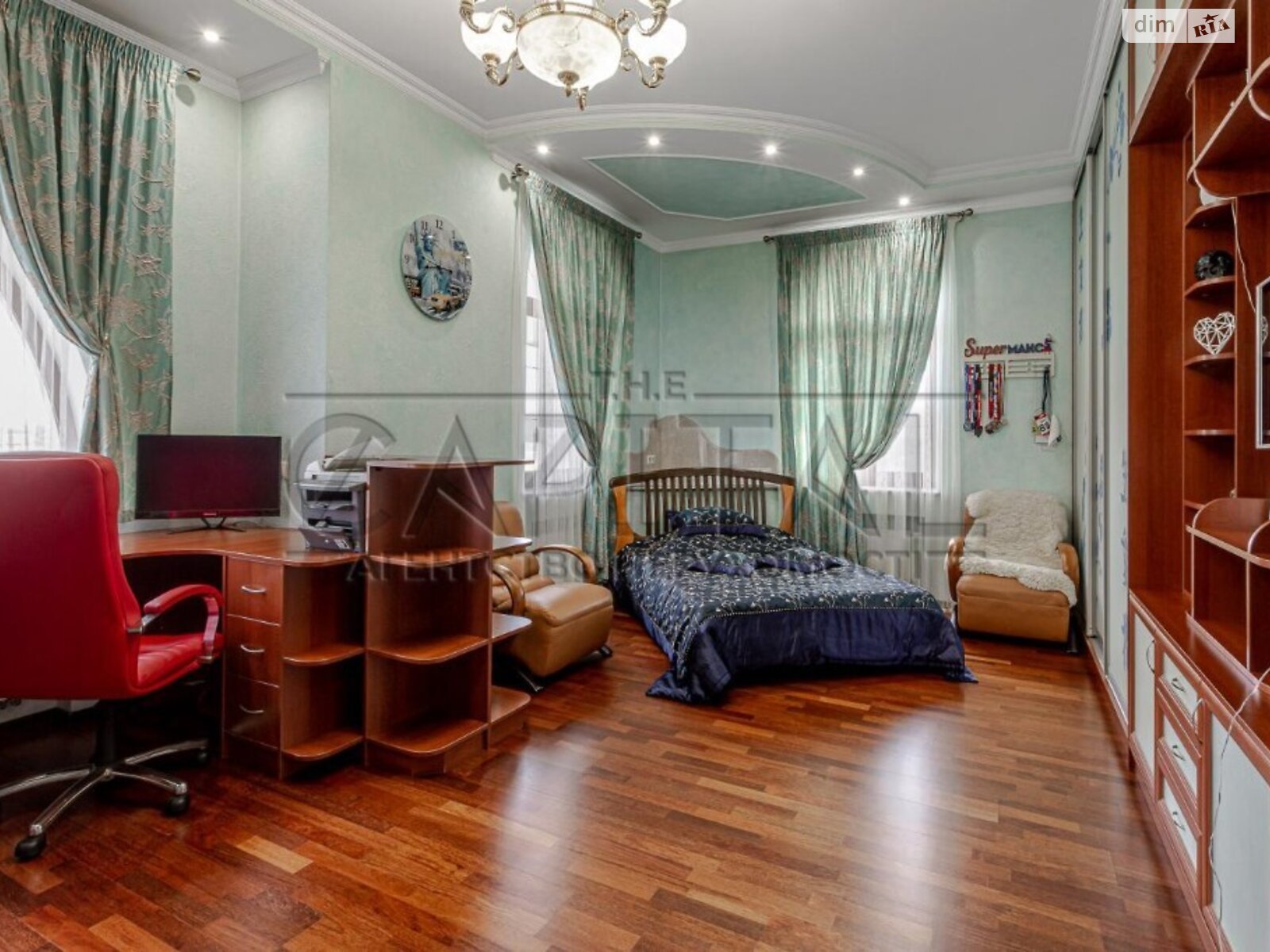 чотириповерховий будинок, 1429 кв. м, цегла. Продаж у Новосілках фото 1 чотириповерховий будинок, 1429 кв. м, цегла. Продаж у Новосілках фото 1