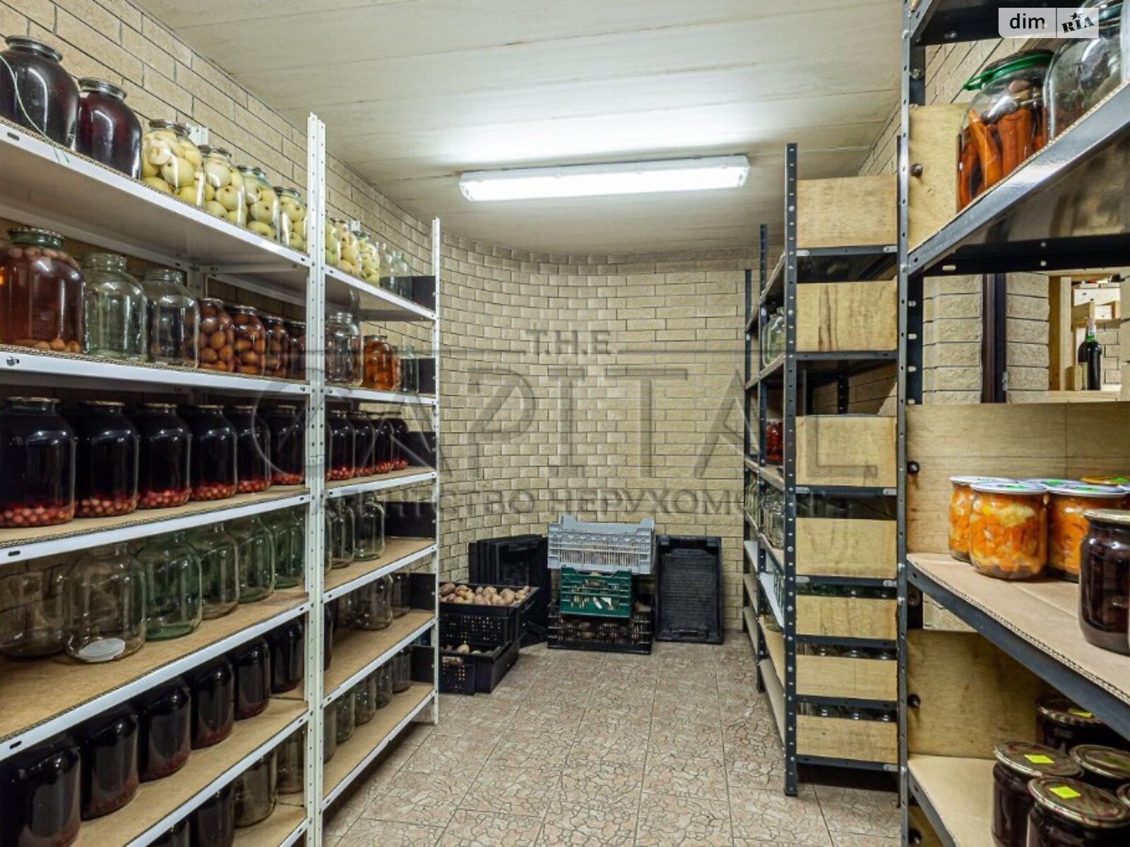 чотириповерховий будинок, 1429 кв. м, цегла. Продаж у Новосілках фото 1 чотириповерховий будинок, 1429 кв. м, цегла. Продаж у Новосілках фото 1