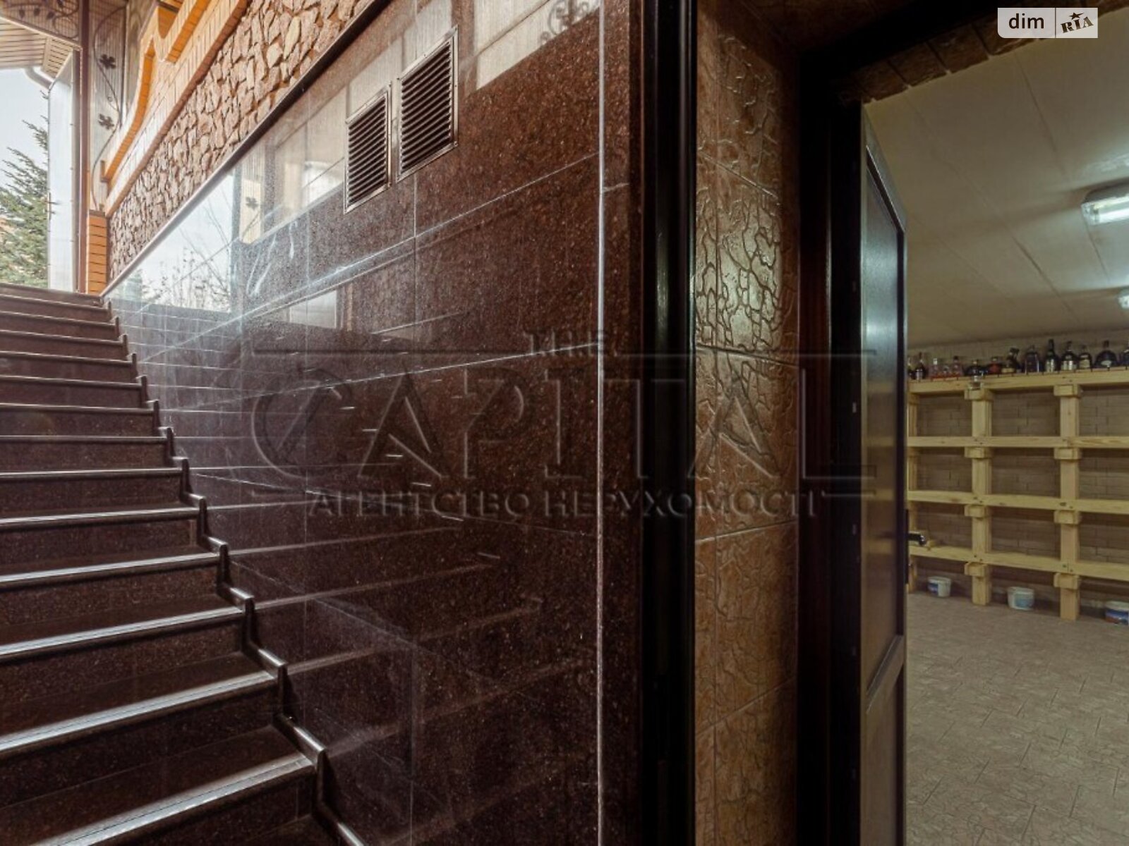чотириповерховий будинок, 1429 кв. м, цегла. Продаж у Новосілках фото 1 чотириповерховий будинок, 1429 кв. м, цегла. Продаж у Новосілках фото 1