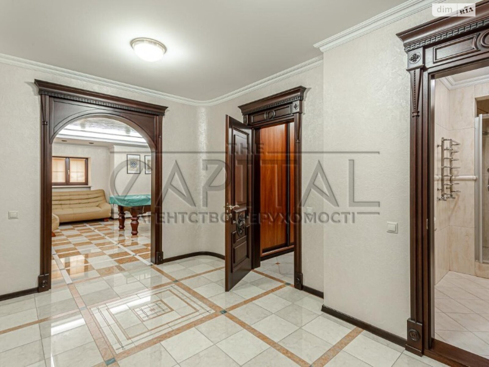чотириповерховий будинок, 1429 кв. м, цегла. Продаж у Новосілках фото 1 чотириповерховий будинок, 1429 кв. м, цегла. Продаж у Новосілках фото 1