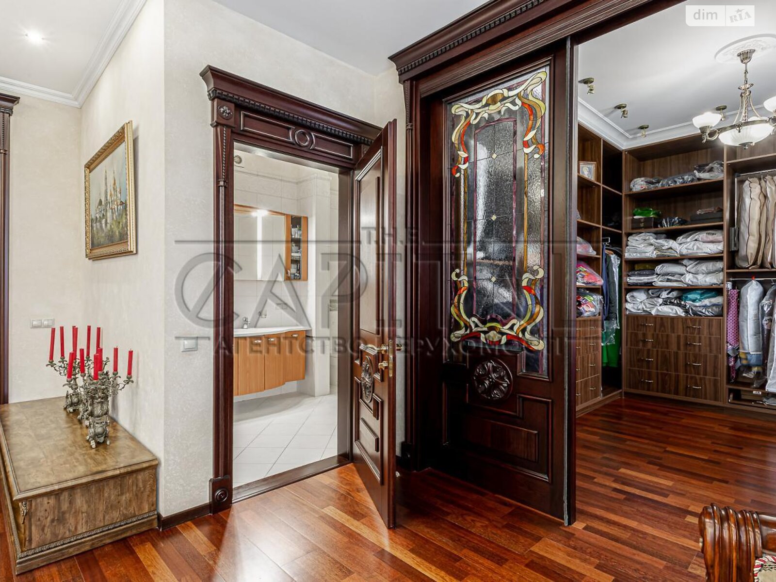 чотириповерховий будинок з верандою, 589 кв. м, цегла. Продаж у Новосілках фото 1 чотириповерховий будинок з верандою, 589 кв. м, цегла. Продаж у Новосілках фото 1