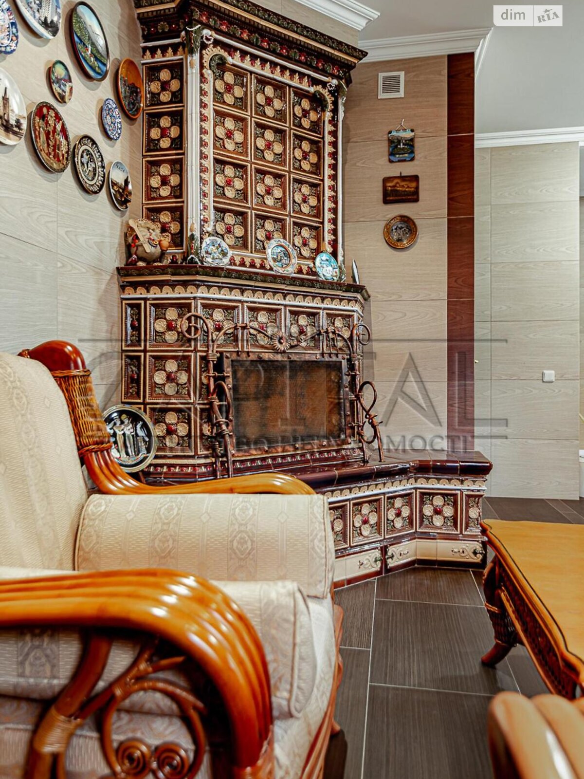 чотириповерховий будинок з верандою, 589 кв. м, цегла. Продаж у Новосілках фото 1 чотириповерховий будинок з верандою, 589 кв. м, цегла. Продаж у Новосілках фото 1