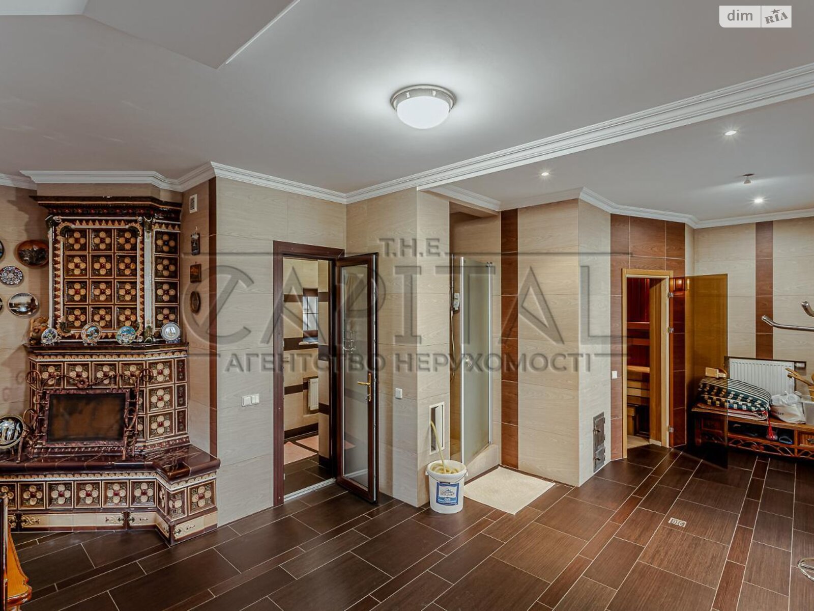чотириповерховий будинок з верандою, 589 кв. м, цегла. Продаж у Новосілках фото 1 чотириповерховий будинок з верандою, 589 кв. м, цегла. Продаж у Новосілках фото 1