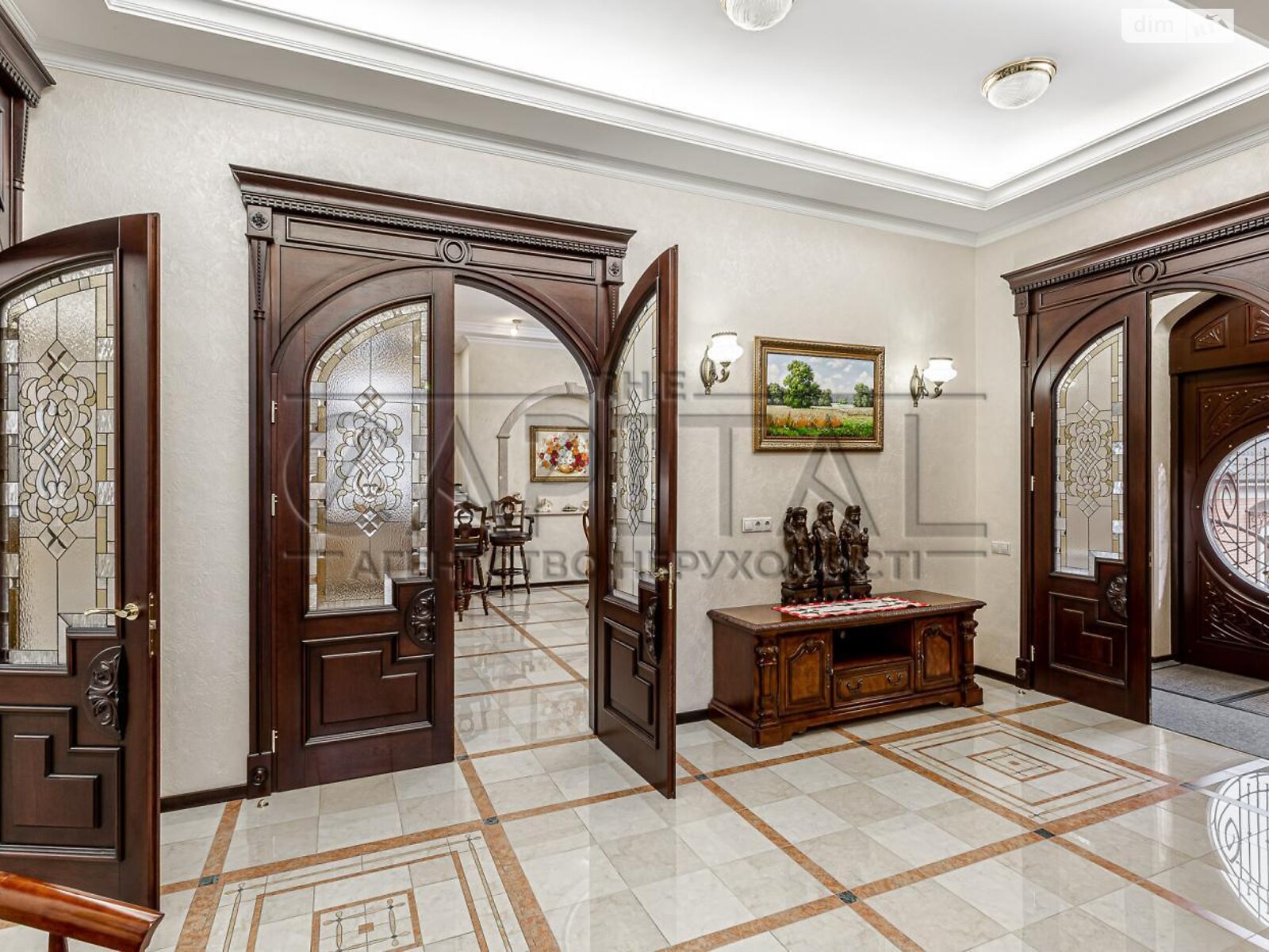 чотириповерховий будинок з верандою, 589 кв. м, цегла. Продаж у Новосілках фото 1 чотириповерховий будинок з верандою, 589 кв. м, цегла. Продаж у Новосілках фото 1