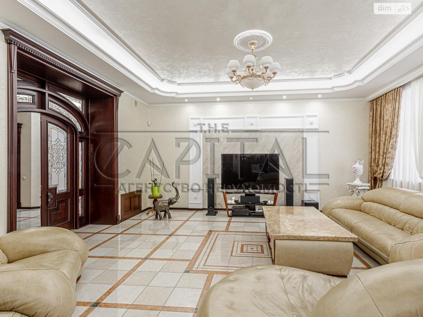 чотириповерховий будинок з верандою, 589 кв. м, цегла. Продаж у Новосілках фото 1 чотириповерховий будинок з верандою, 589 кв. м, цегла. Продаж у Новосілках фото 1