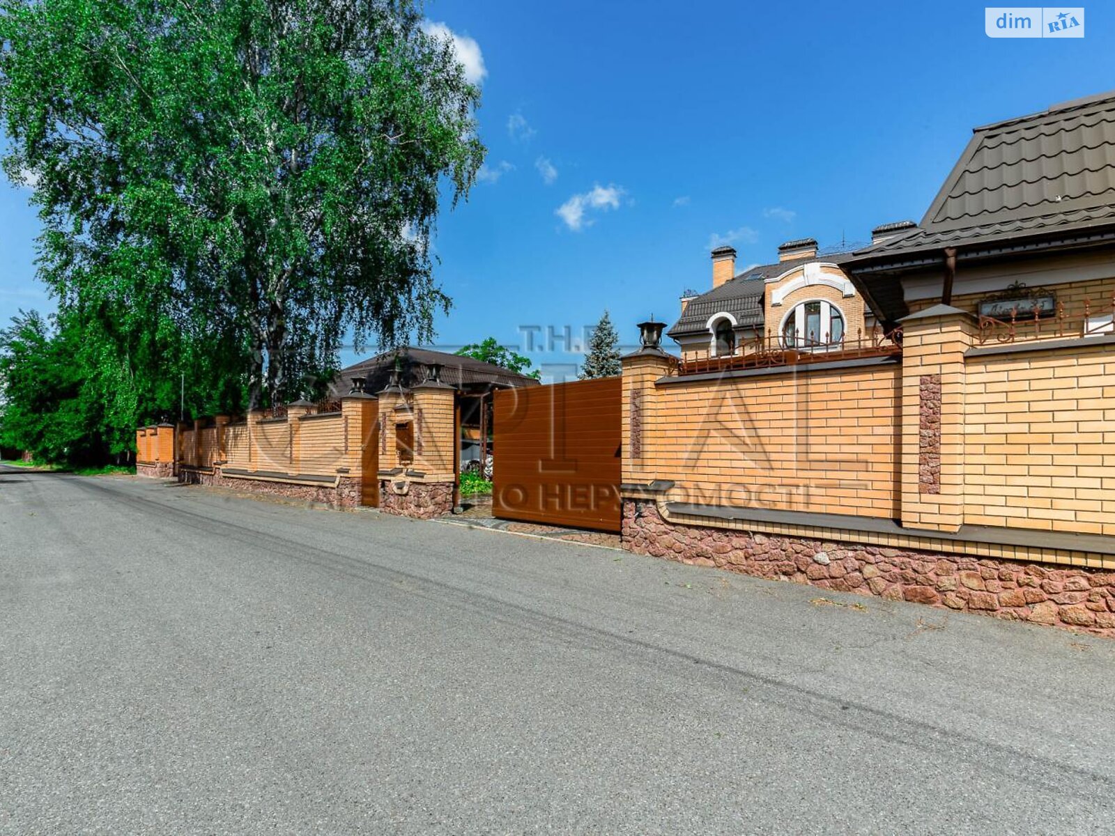чотириповерховий будинок з верандою, 589 кв. м, цегла. Продаж у Новосілках фото 1 чотириповерховий будинок з верандою, 589 кв. м, цегла. Продаж у Новосілках фото 1
