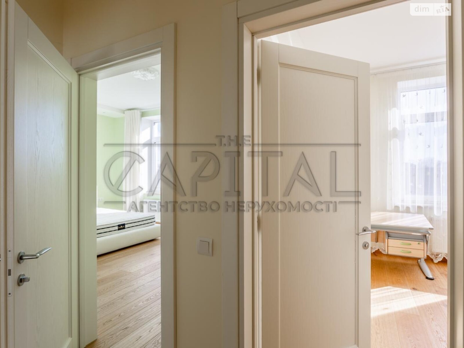 одноповерховий будинок з гаражем, 190 кв. м, цегла. Продаж у Новосілках фото 1 одноповерховий будинок з гаражем, 190 кв. м, цегла. Продаж у Новосілках фото 1