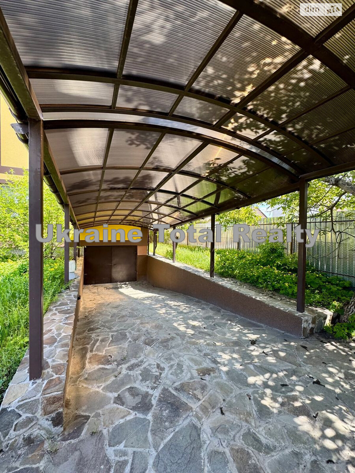 двухэтажный дом с балконом, 380 кв. м, кирпич. Продажа в Новоселках фото 1 двухэтажный дом с балконом, 380 кв. м, кирпич. Продажа в Новоселках фото 1