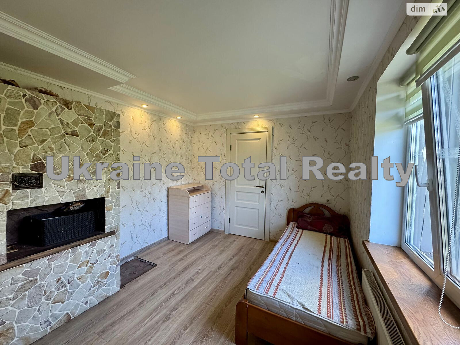 двухэтажный дом с балконом, 380 кв. м, кирпич. Продажа в Новоселках фото 1 двухэтажный дом с балконом, 380 кв. м, кирпич. Продажа в Новоселках фото 1