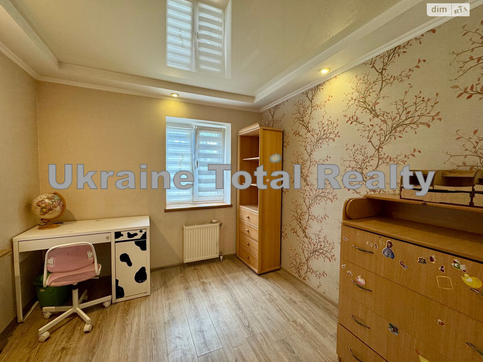 двухэтажный дом с балконом, 380 кв. м, кирпич. Продажа в Новоселках фото 1 двухэтажный дом с балконом, 380 кв. м, кирпич. Продажа в Новоселках фото 1