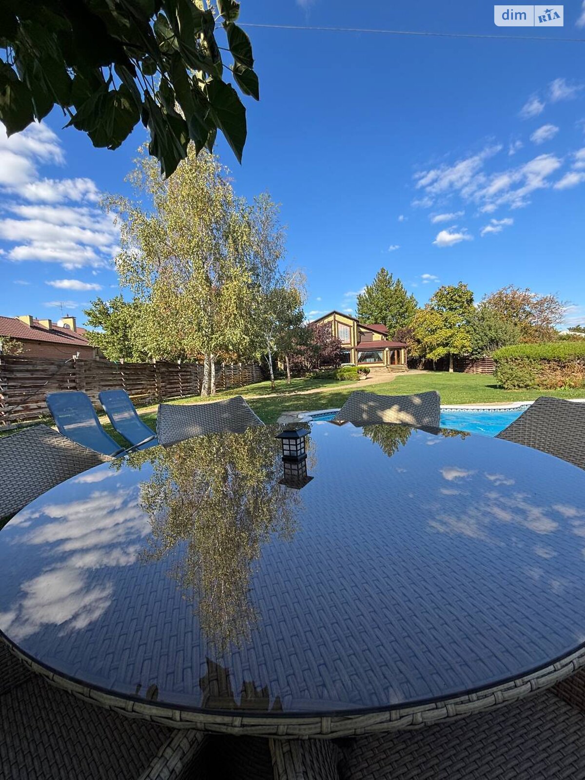 двоповерховий будинок з гаражем, 229 кв. м, зруб. Продаж у Новоселівці фото 1