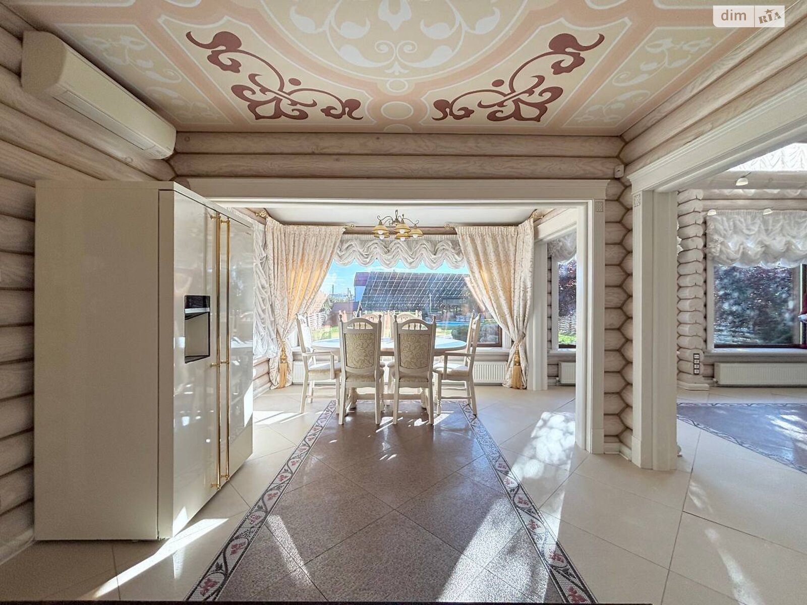 двоповерховий будинок з гаражем, 229 кв. м, зруб. Продаж у Новоселівці фото 1