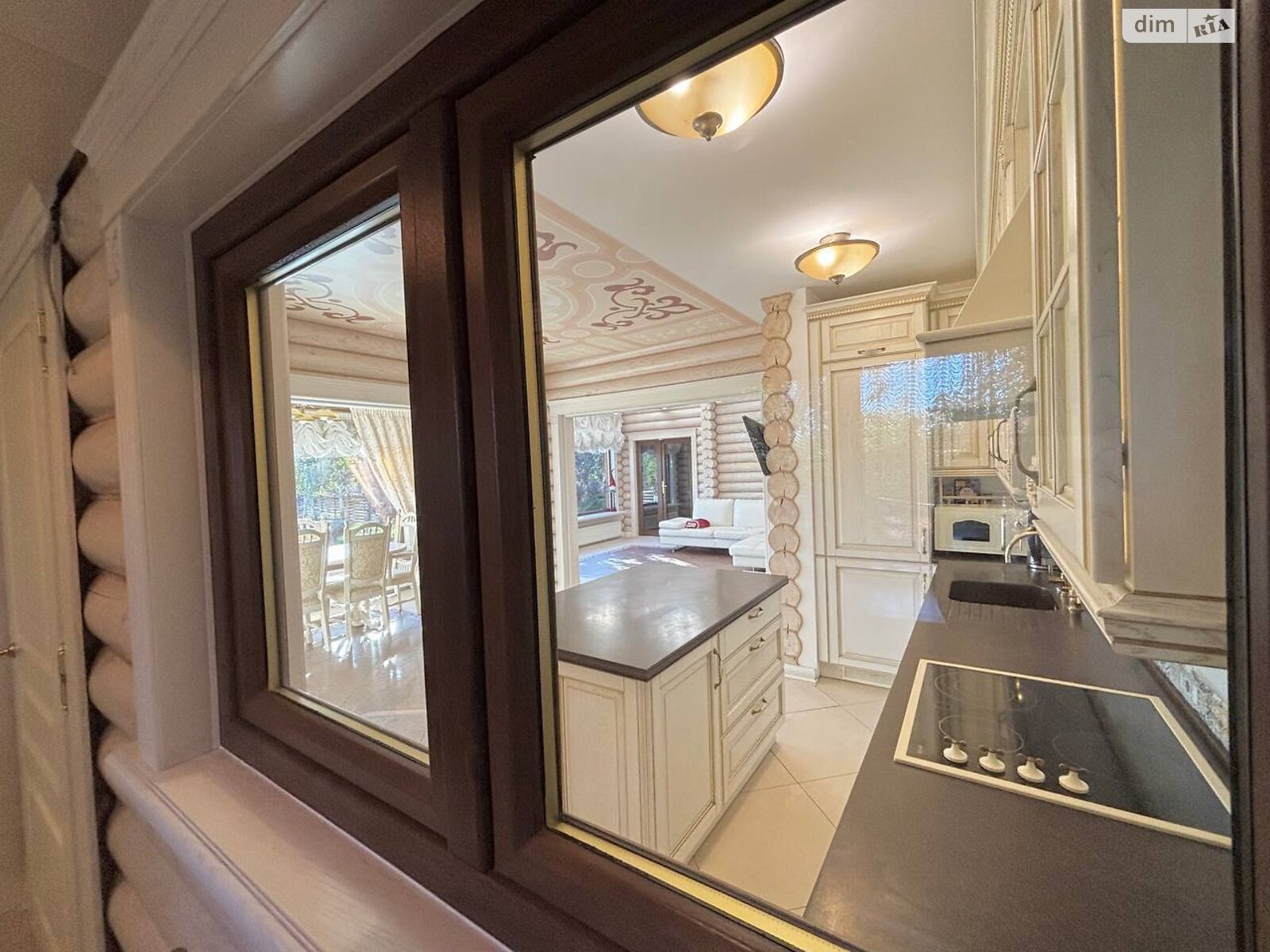 двоповерховий будинок з гаражем, 229 кв. м, зруб. Продаж у Новоселівці фото 1