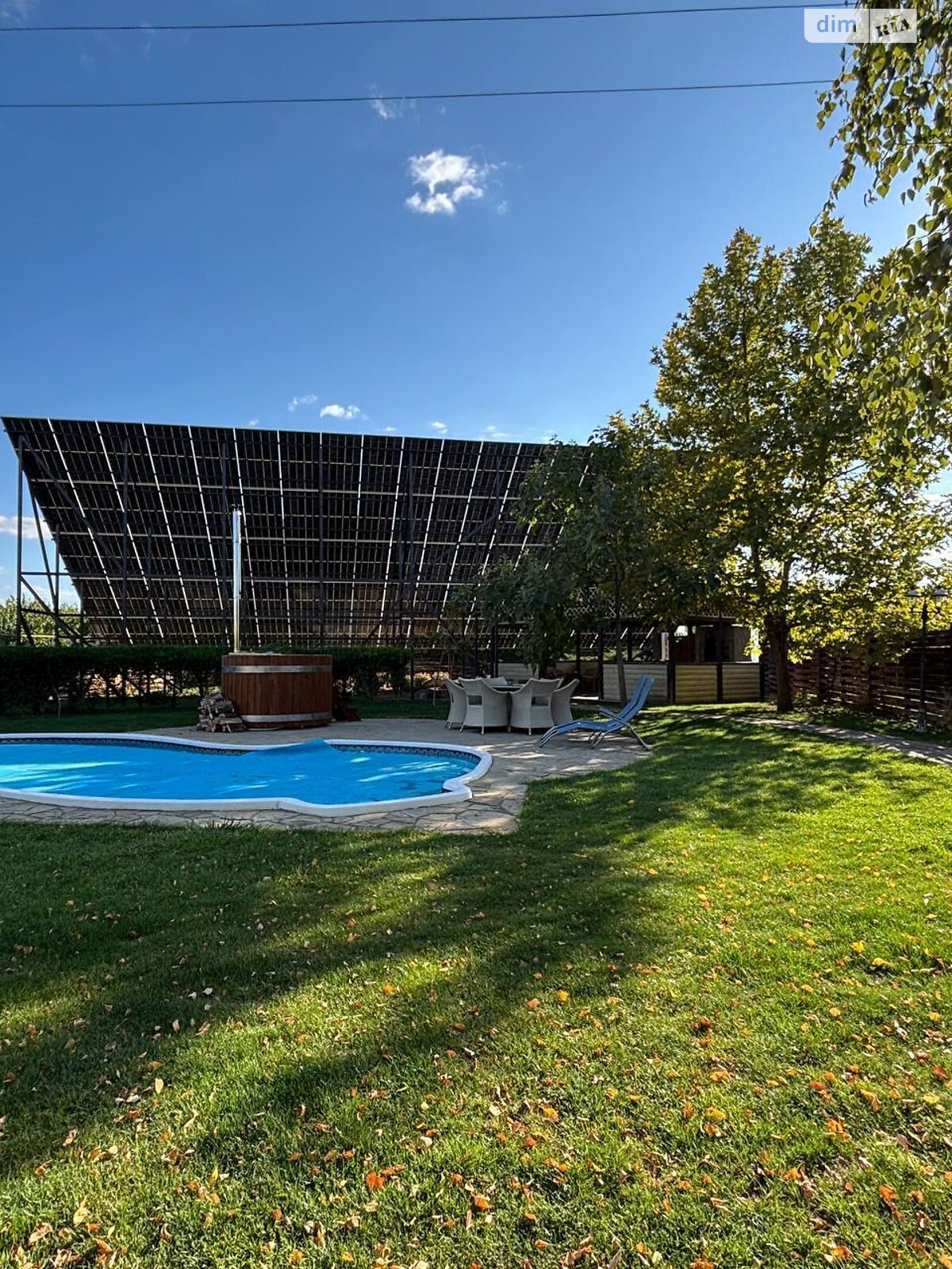 двоповерховий будинок з гаражем, 229 кв. м, зруб. Продаж у Новоселівці фото 1