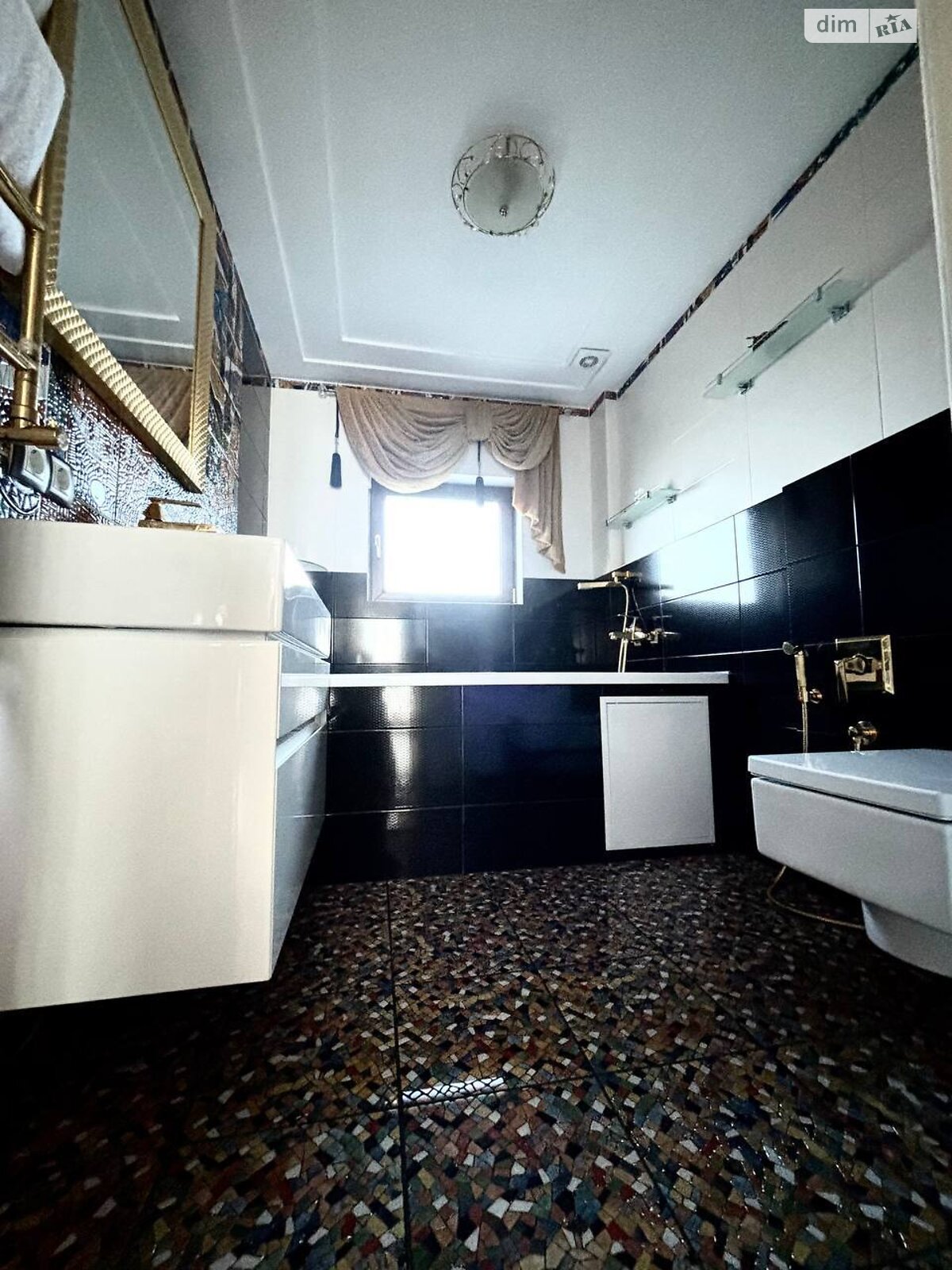 двоповерховий будинок з гаражем, 229 кв. м, зруб. Продаж у Новоселівці фото 1