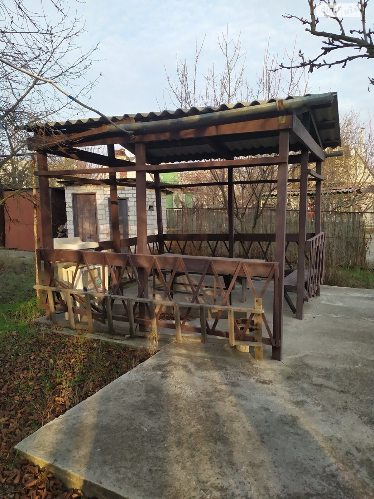 двухэтажный дом с отоплением, 100 кв. м, кирпич. Продажа в Новоселовке фото 1 двухэтажный дом с отоплением, 100 кв. м, кирпич. Продажа в Новоселовке фото 1