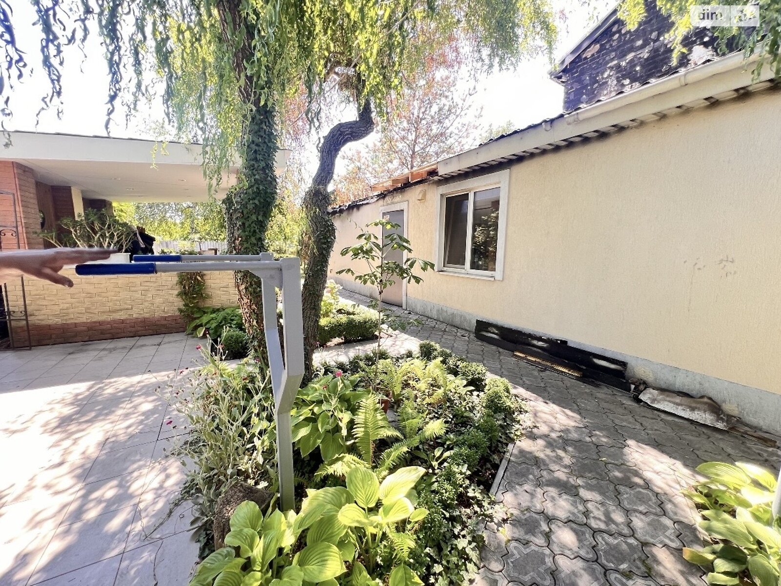 двоповерховий будинок з гаражем, 140 кв. м, цегла. Продаж у Новоселівці фото 1 двоповерховий будинок з гаражем, 140 кв. м, цегла. Продаж у Новоселівці фото 1