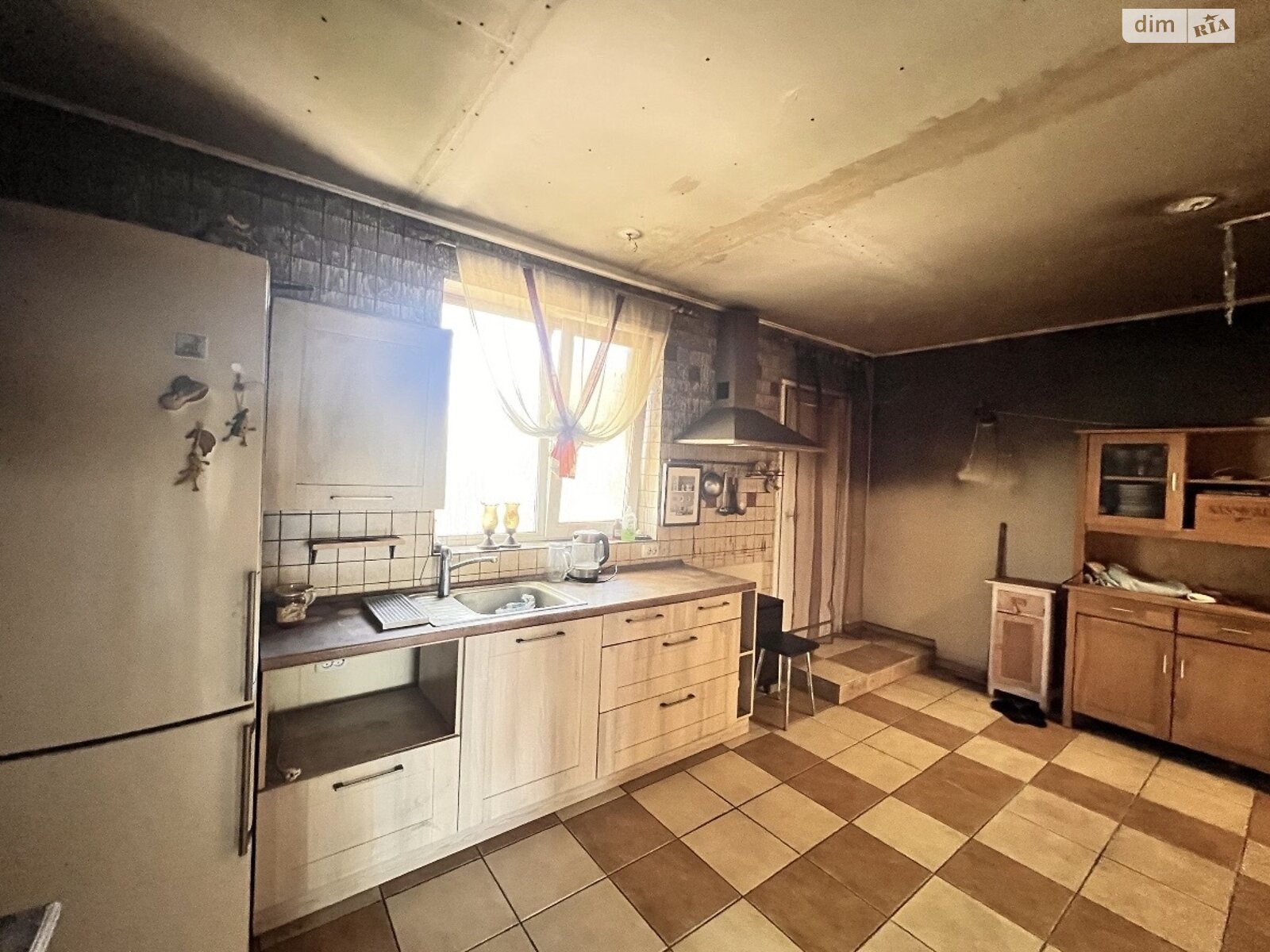 двоповерховий будинок з гаражем, 140 кв. м, цегла. Продаж у Новоселівці фото 1 двоповерховий будинок з гаражем, 140 кв. м, цегла. Продаж у Новоселівці фото 1