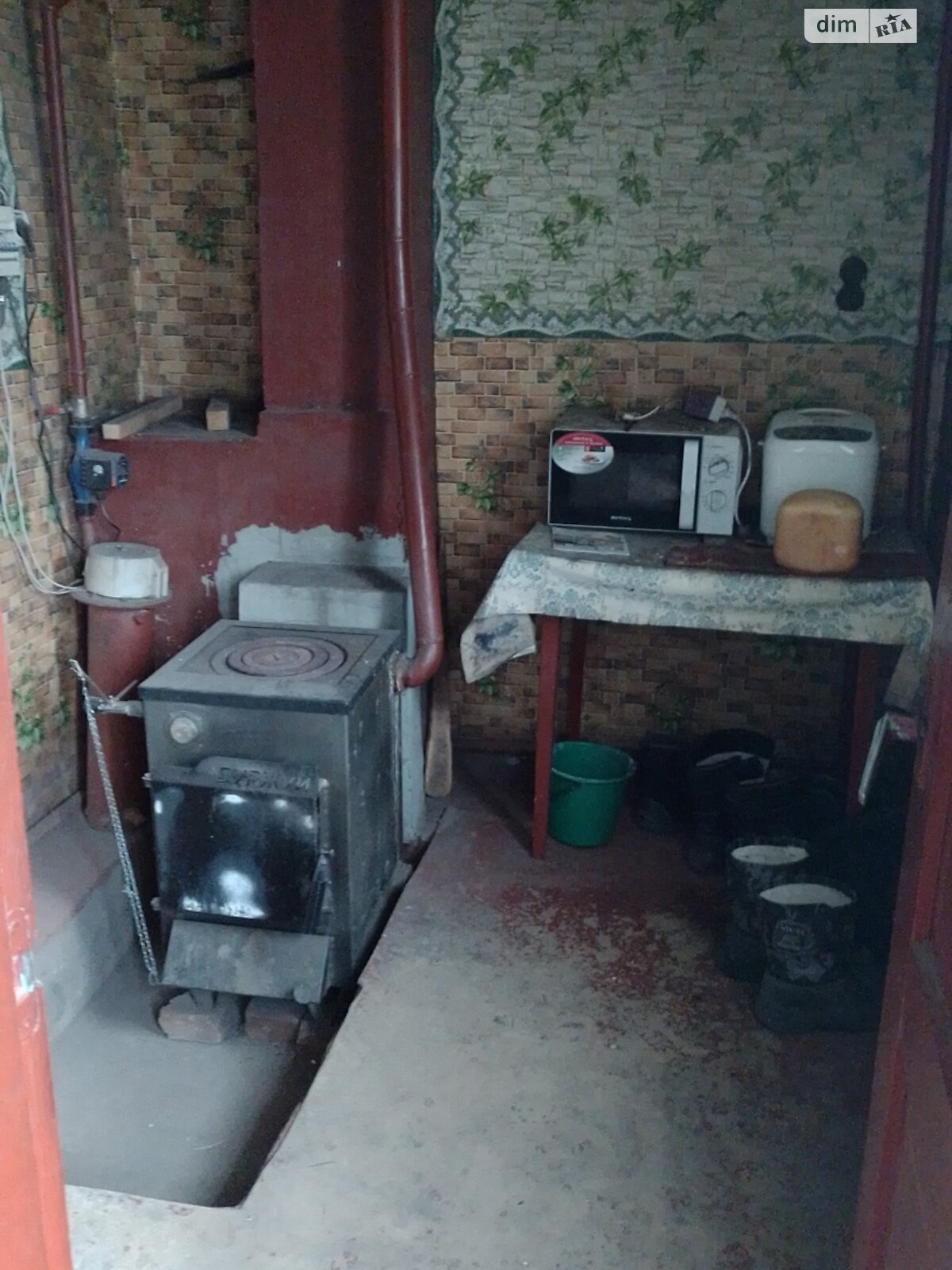 одноэтажный дом с отоплением, 83 кв. м, кирпич саманный. Продажа в Новоукраинке фото 1