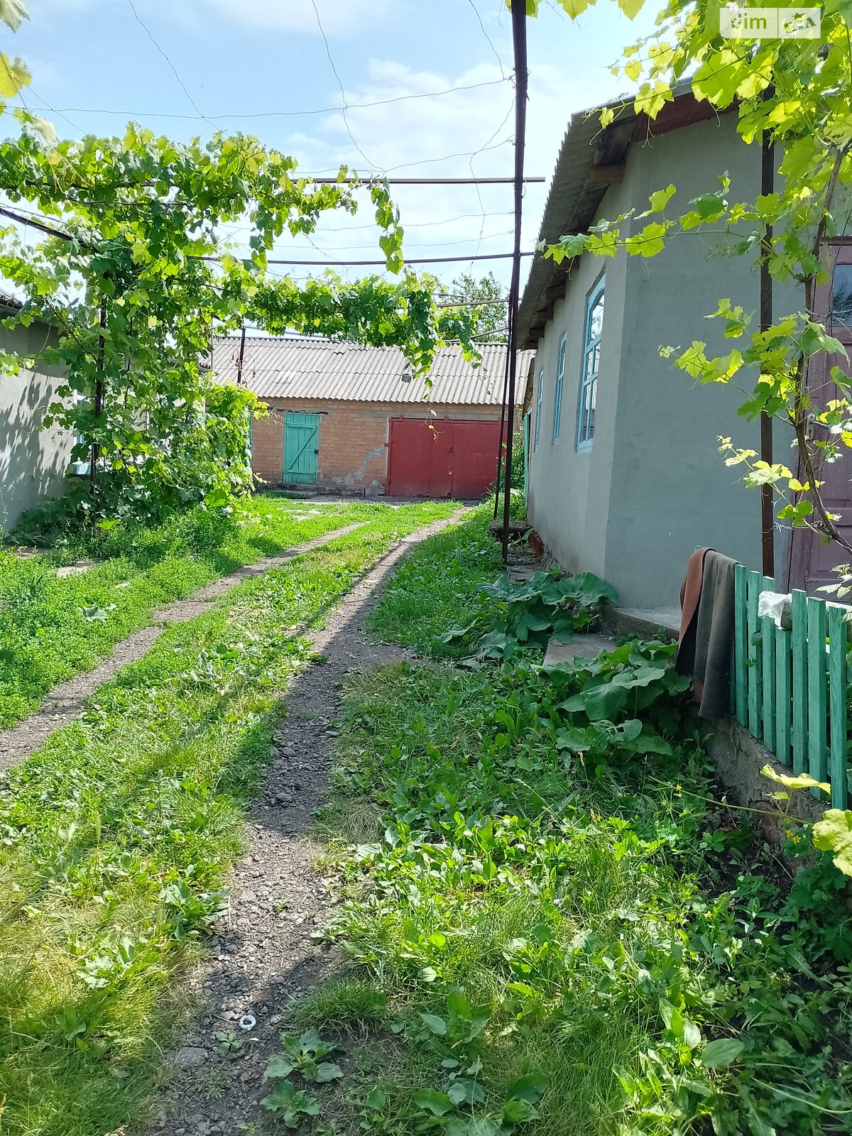 одноэтажный дом с отоплением, 83 кв. м, кирпич саманный. Продажа в Новоукраинке фото 1