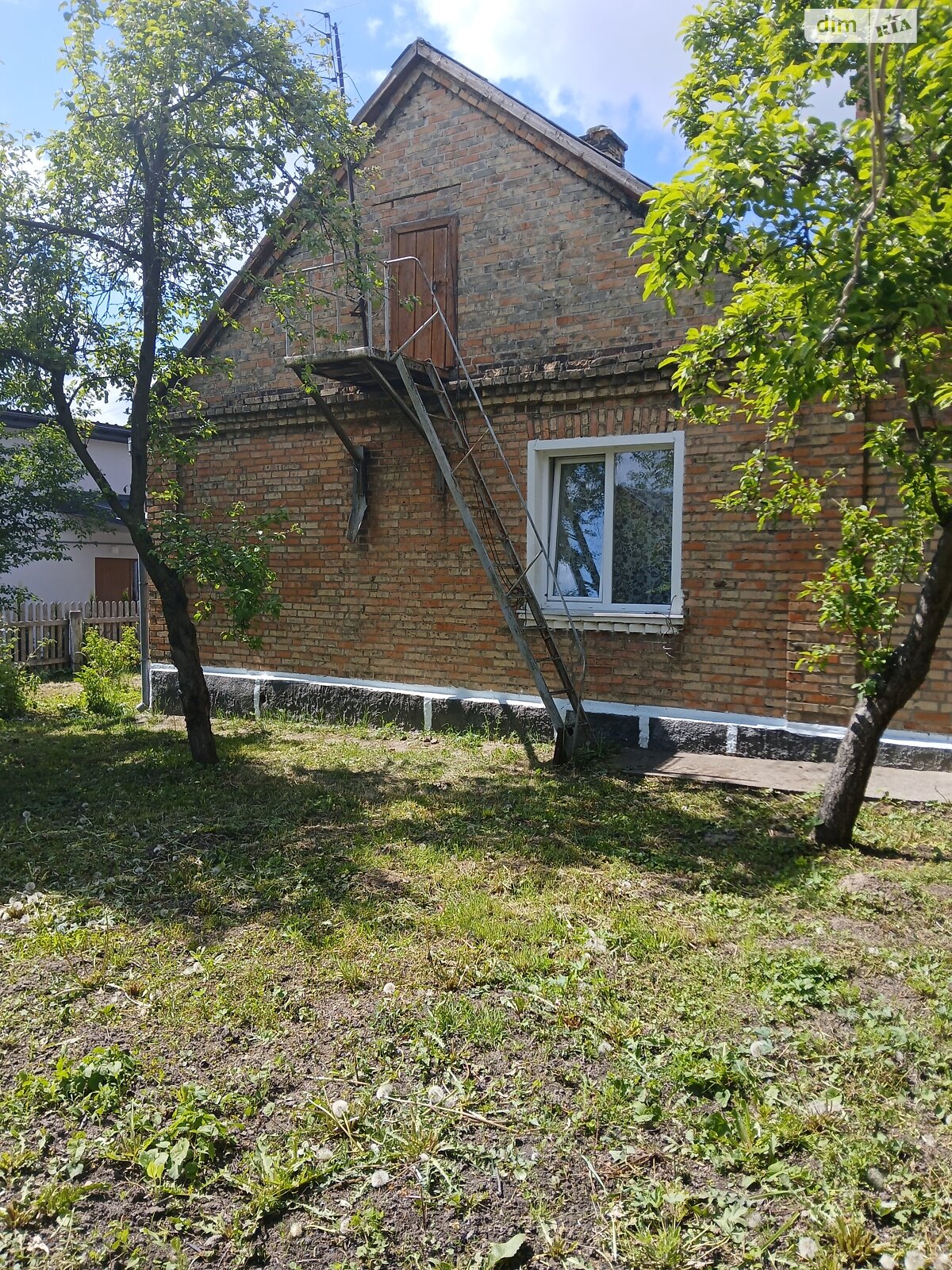 одноэтажный дом с гаражом, 86 кв. м, кирпич. Продажа в Нововолынске район Нововолынск фото 1 одноэтажный дом с гаражом, 86 кв. м, кирпич. Продажа в Нововолынске район Нововолынск фото 1