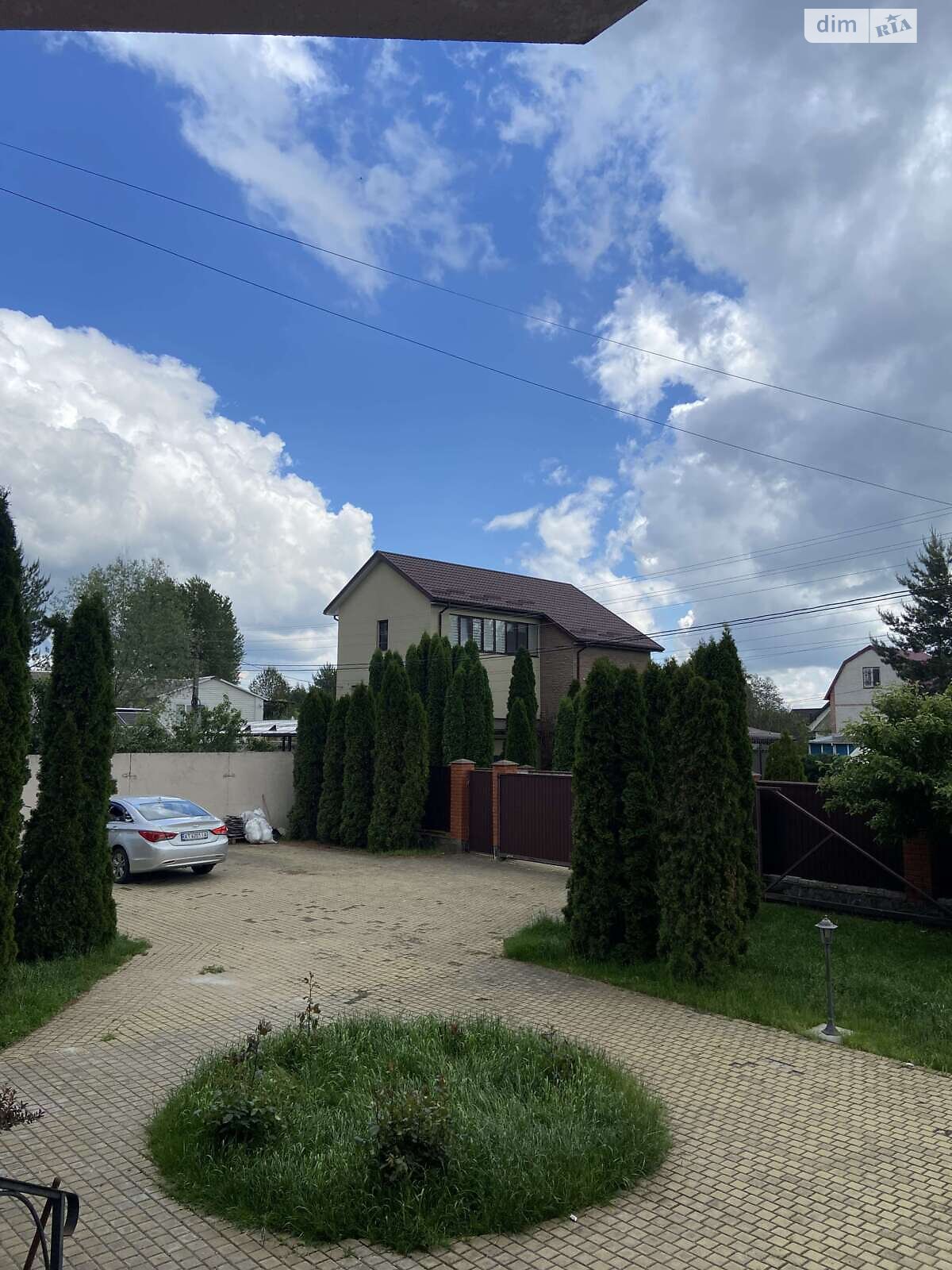 трехэтажный дом с балконом, 500 кв. м, пеноблок. Продажа в Новых Безрадичах фото 1 трехэтажный дом с балконом, 500 кв. м, пеноблок. Продажа в Новых Безрадичах фото 1