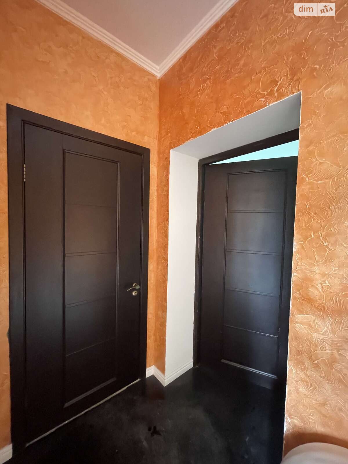 трехэтажный дом с балконом, 500 кв. м, пеноблок. Продажа в Новых Безрадичах фото 1 трехэтажный дом с балконом, 500 кв. м, пеноблок. Продажа в Новых Безрадичах фото 1