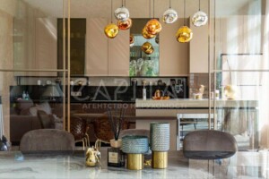одноэтажный дом с верандой, 250 кв. м, газобетон. Продажа в Новых Безрадичах фото 2