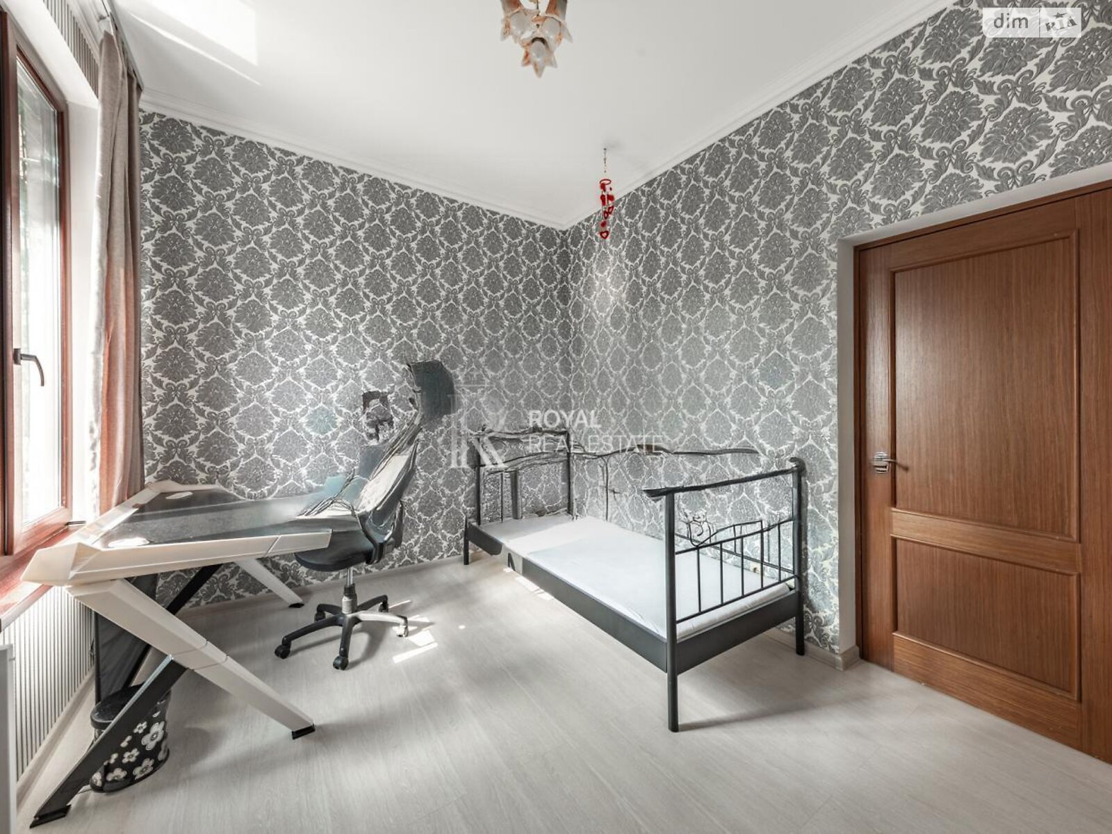 двоповерховий будинок з гаражем, 245 кв. м, цегла. Продаж у Нових Безрадичах фото 1 двоповерховий будинок з гаражем, 245 кв. м, цегла. Продаж у Нових Безрадичах фото 1