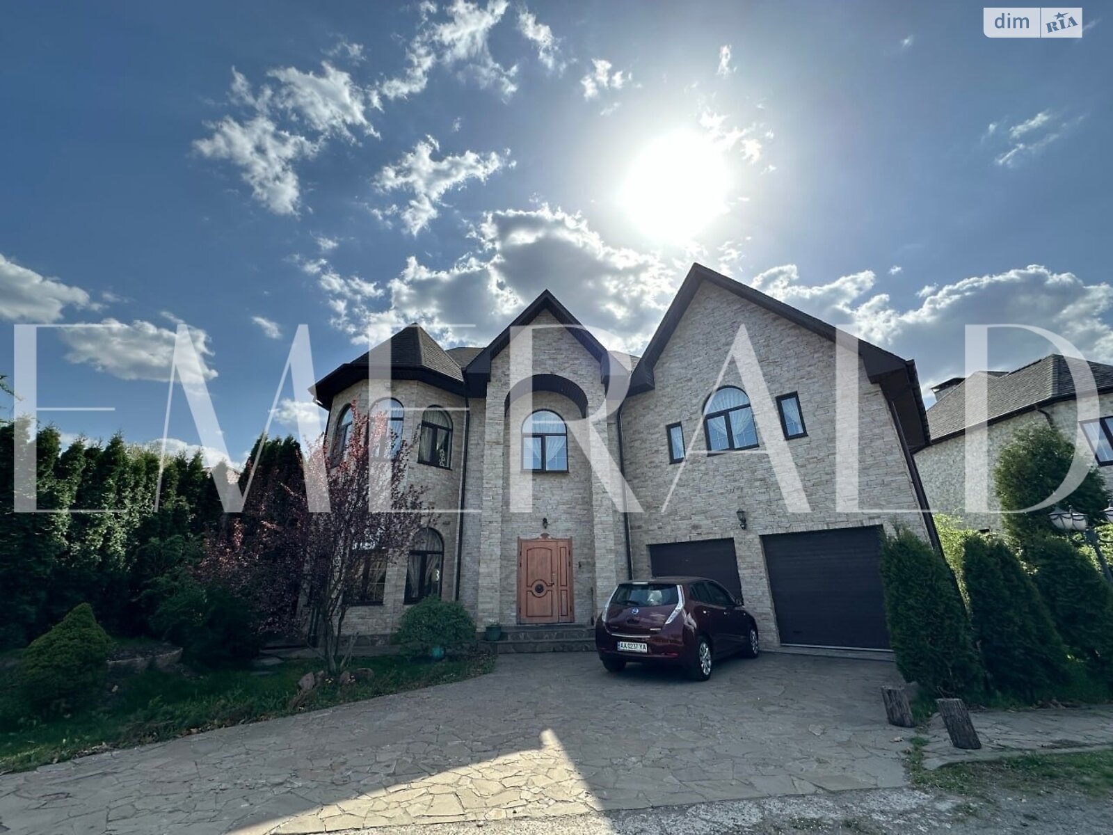 двоповерховий будинок з гаражем, 244.9 кв. м, цегла. Продаж у Нових Безрадичах фото 1 двоповерховий будинок з гаражем, 244.9 кв. м, цегла. Продаж у Нових Безрадичах фото 1