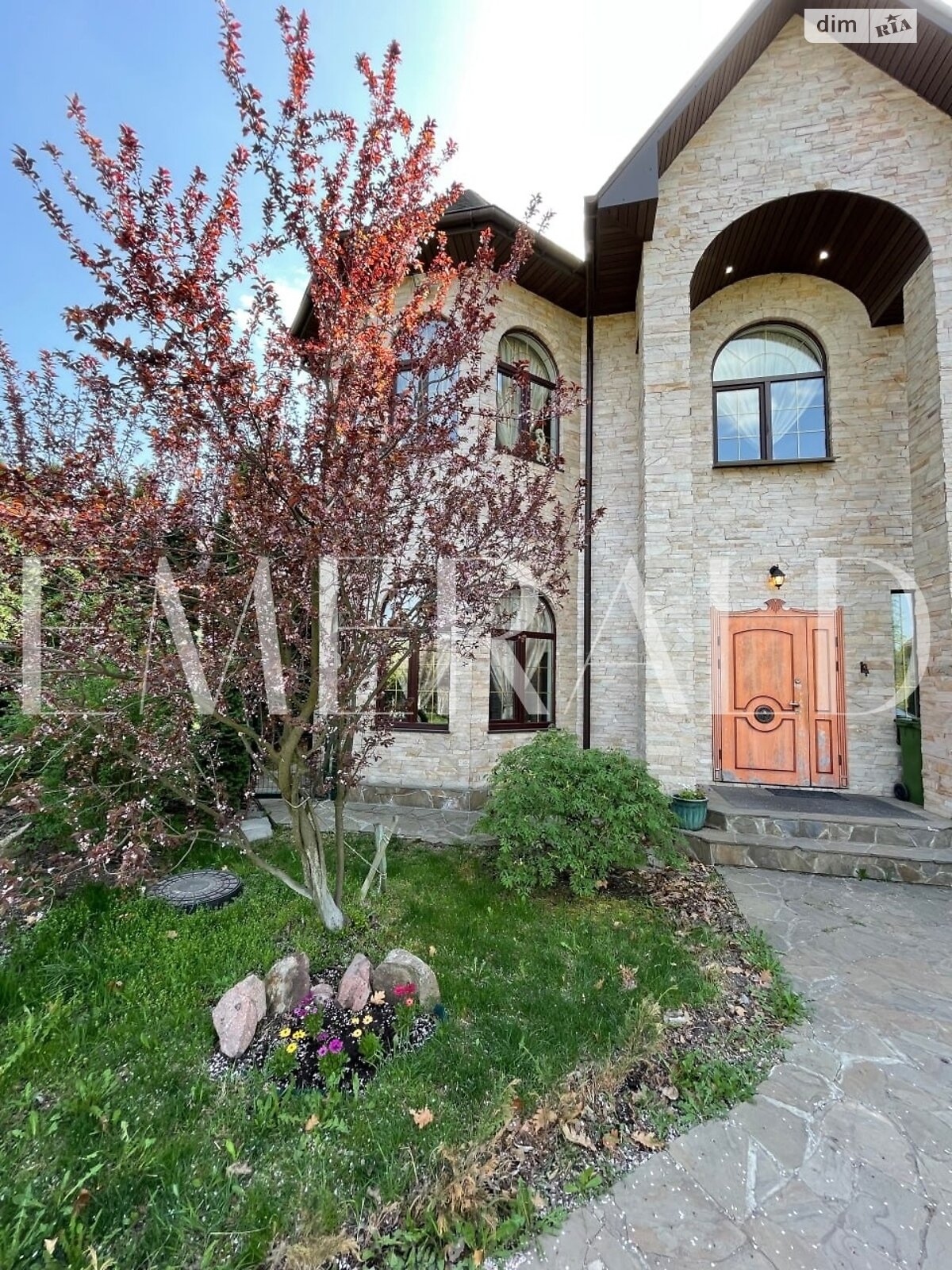 двоповерховий будинок з гаражем, 244.9 кв. м, цегла. Продаж у Нових Безрадичах фото 1 двоповерховий будинок з гаражем, 244.9 кв. м, цегла. Продаж у Нових Безрадичах фото 1
