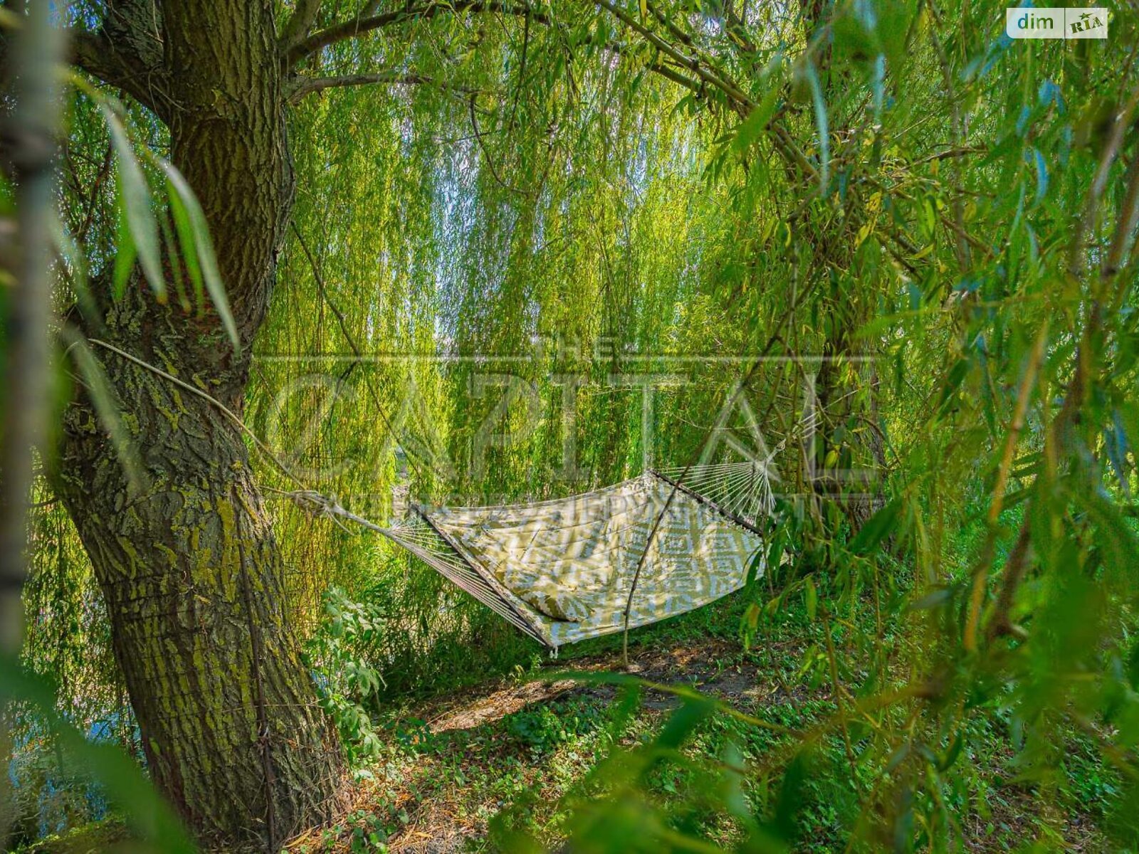 двухэтажный дом с балконом, 289.5 кв. м, кирпич. Продажа в Старых Безрадичах фото 1