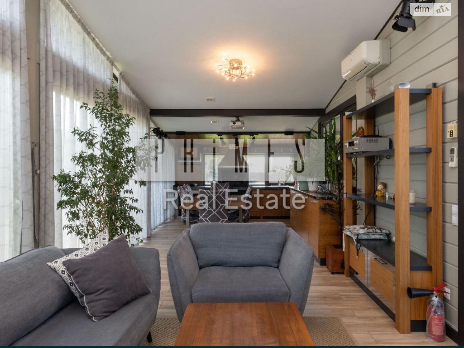 двухэтажный дом беседка, 200 кв. м, кирпич. Продажа в Новых Безрадичах фото 1 двухэтажный дом беседка, 200 кв. м, кирпич. Продажа в Новых Безрадичах фото 1
