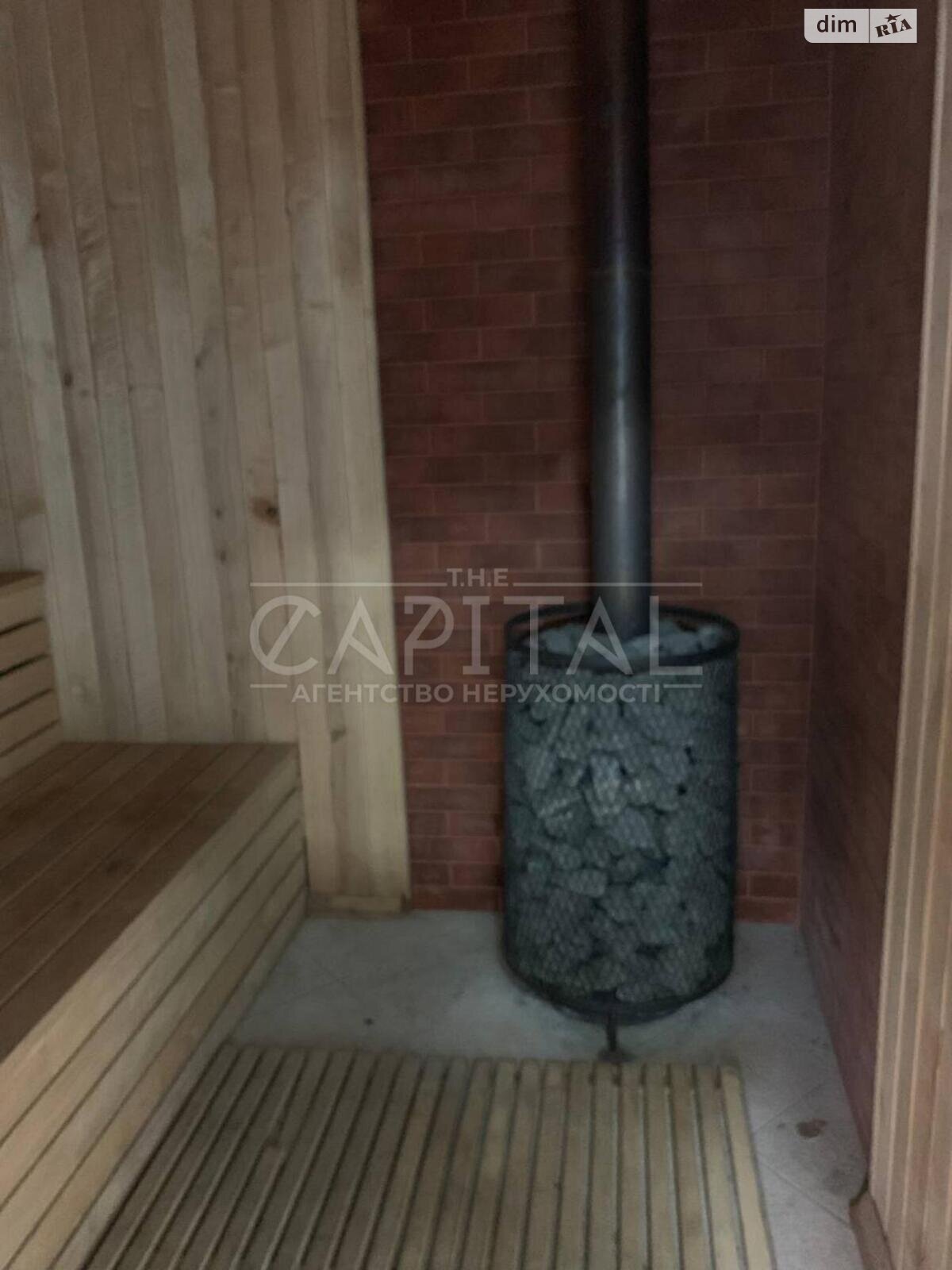 триповерховий будинок з гаражем, 375 кв. м, цегла. Продаж у Нових Безрадичах фото 1 триповерховий будинок з гаражем, 375 кв. м, цегла. Продаж у Нових Безрадичах фото 1