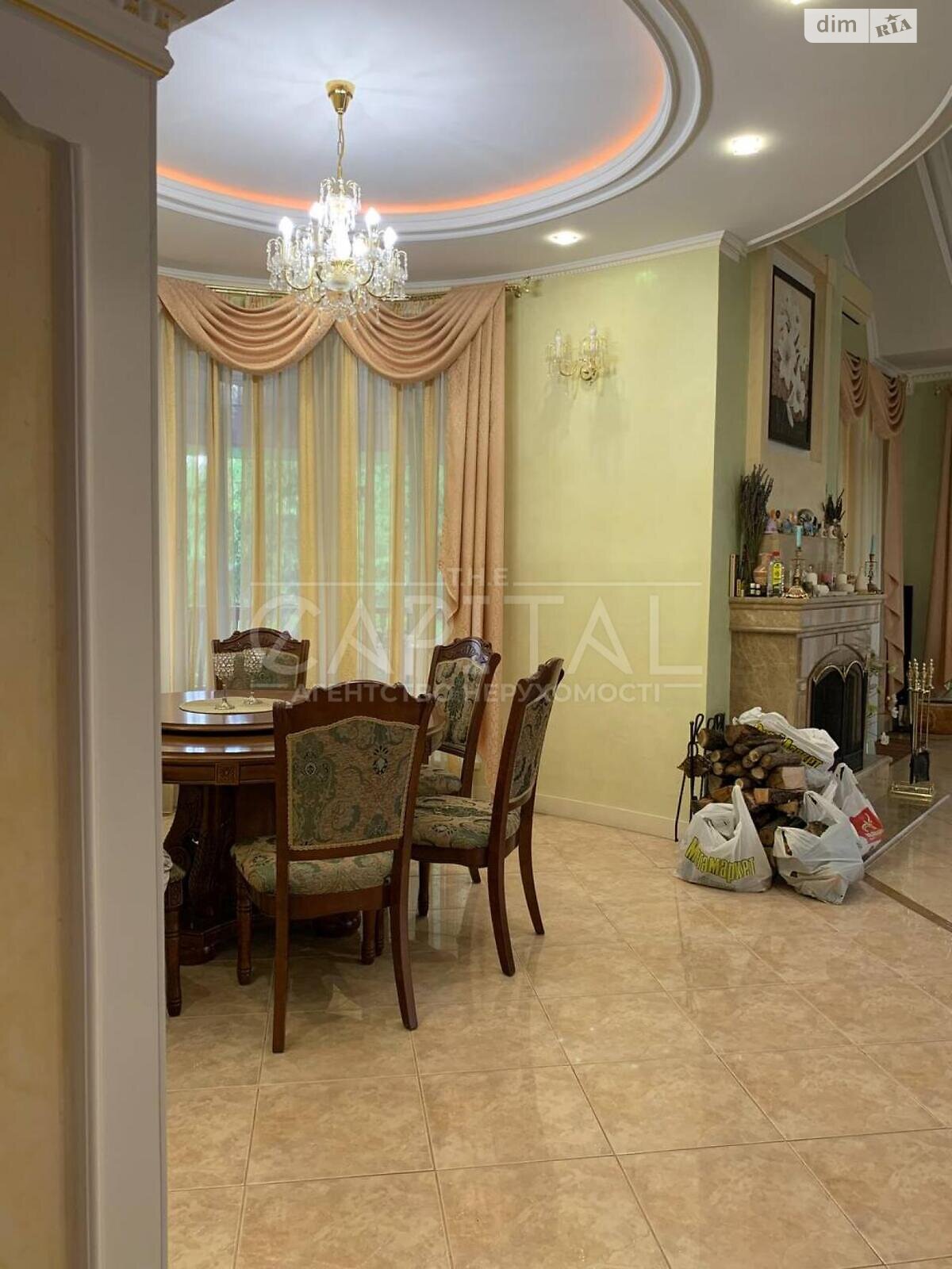 триповерховий будинок з гаражем, 375 кв. м, цегла. Продаж у Нових Безрадичах фото 1 триповерховий будинок з гаражем, 375 кв. м, цегла. Продаж у Нових Безрадичах фото 1