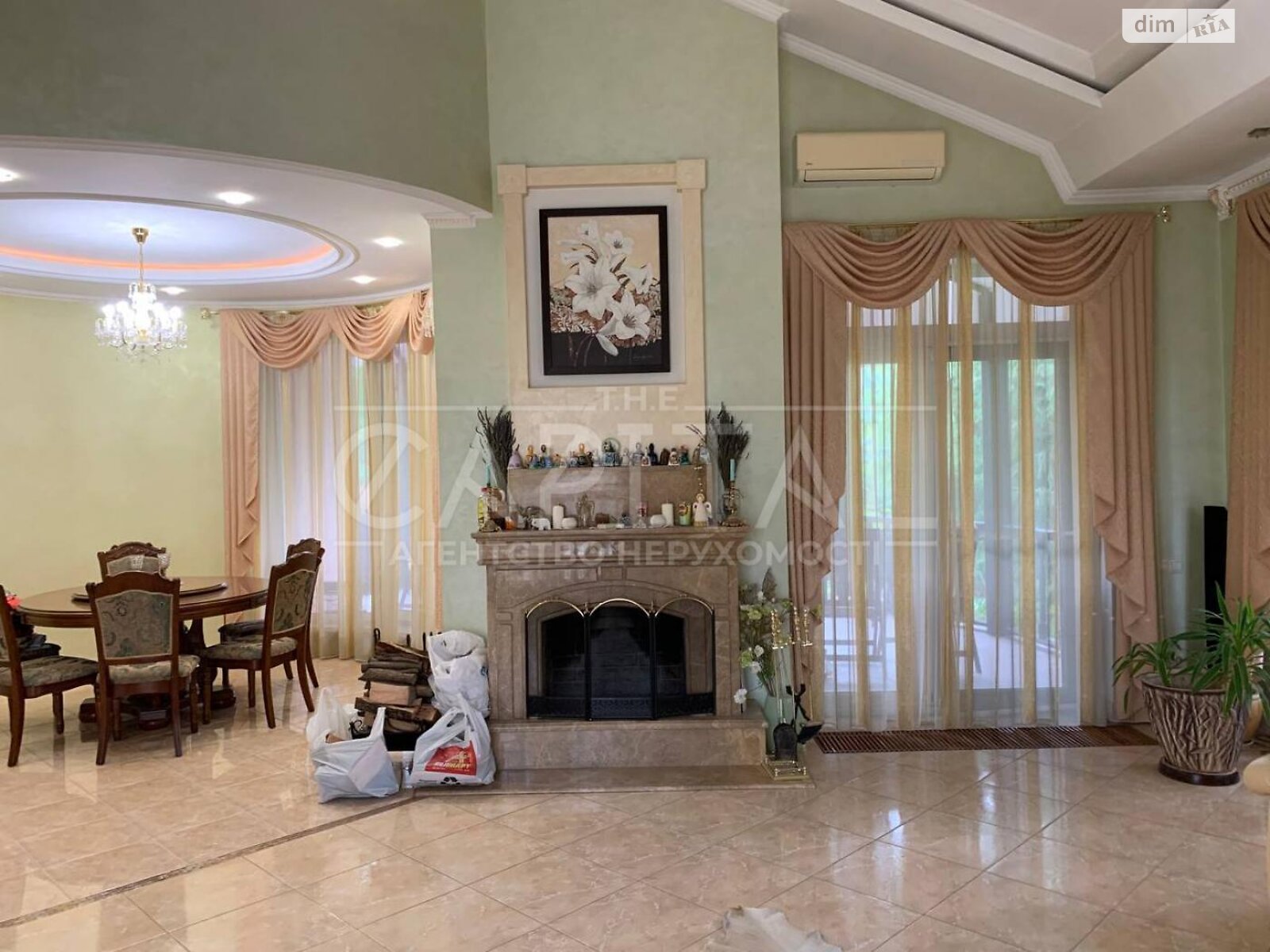 триповерховий будинок з гаражем, 375 кв. м, цегла. Продаж у Нових Безрадичах фото 1 триповерховий будинок з гаражем, 375 кв. м, цегла. Продаж у Нових Безрадичах фото 1